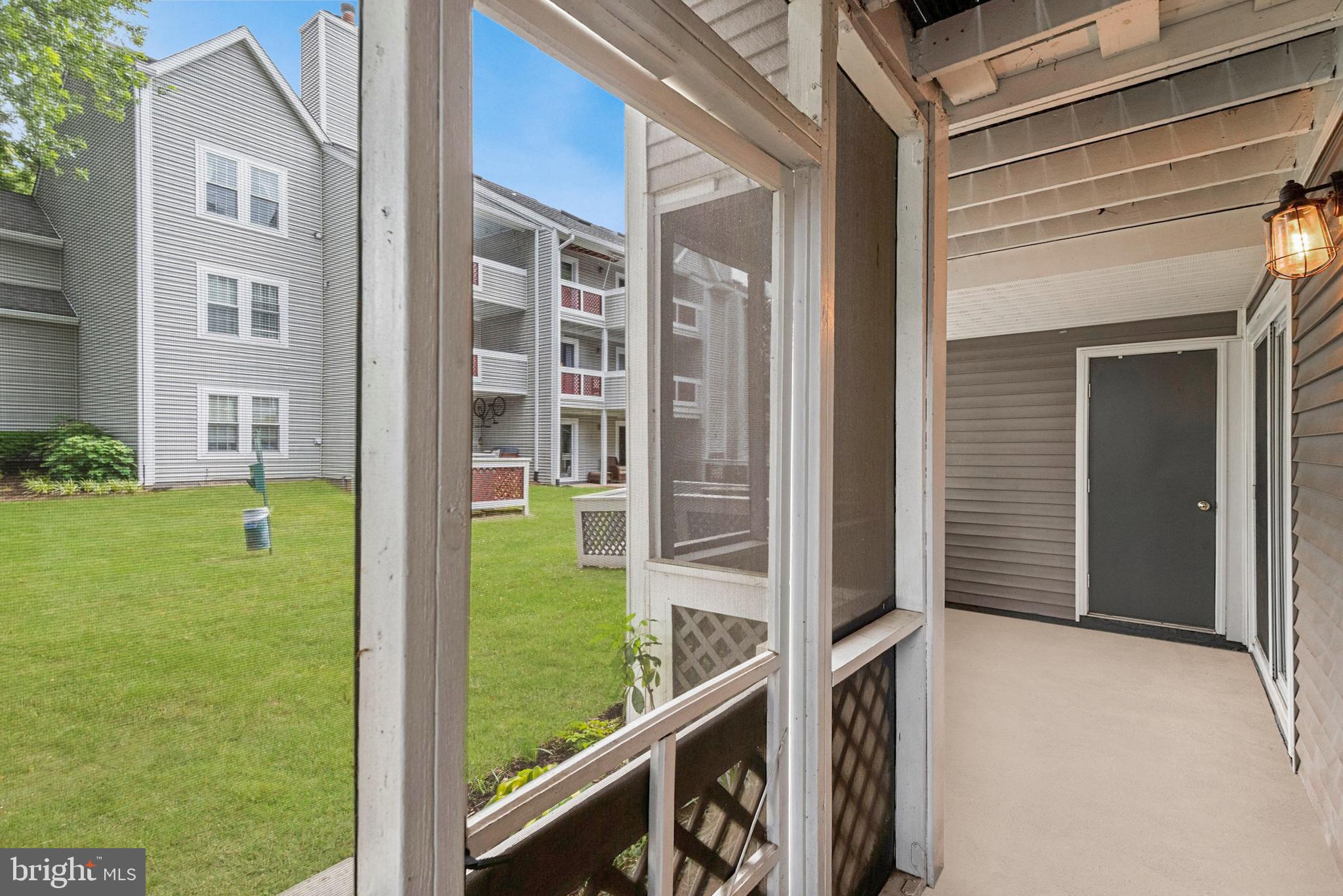 GRAYS POINTE - Residential