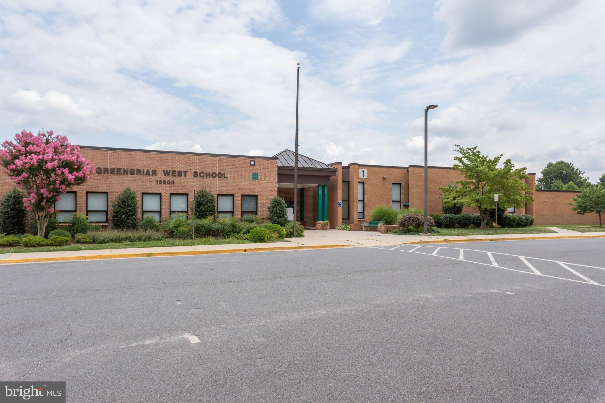 GRAYS POINTE - Residential