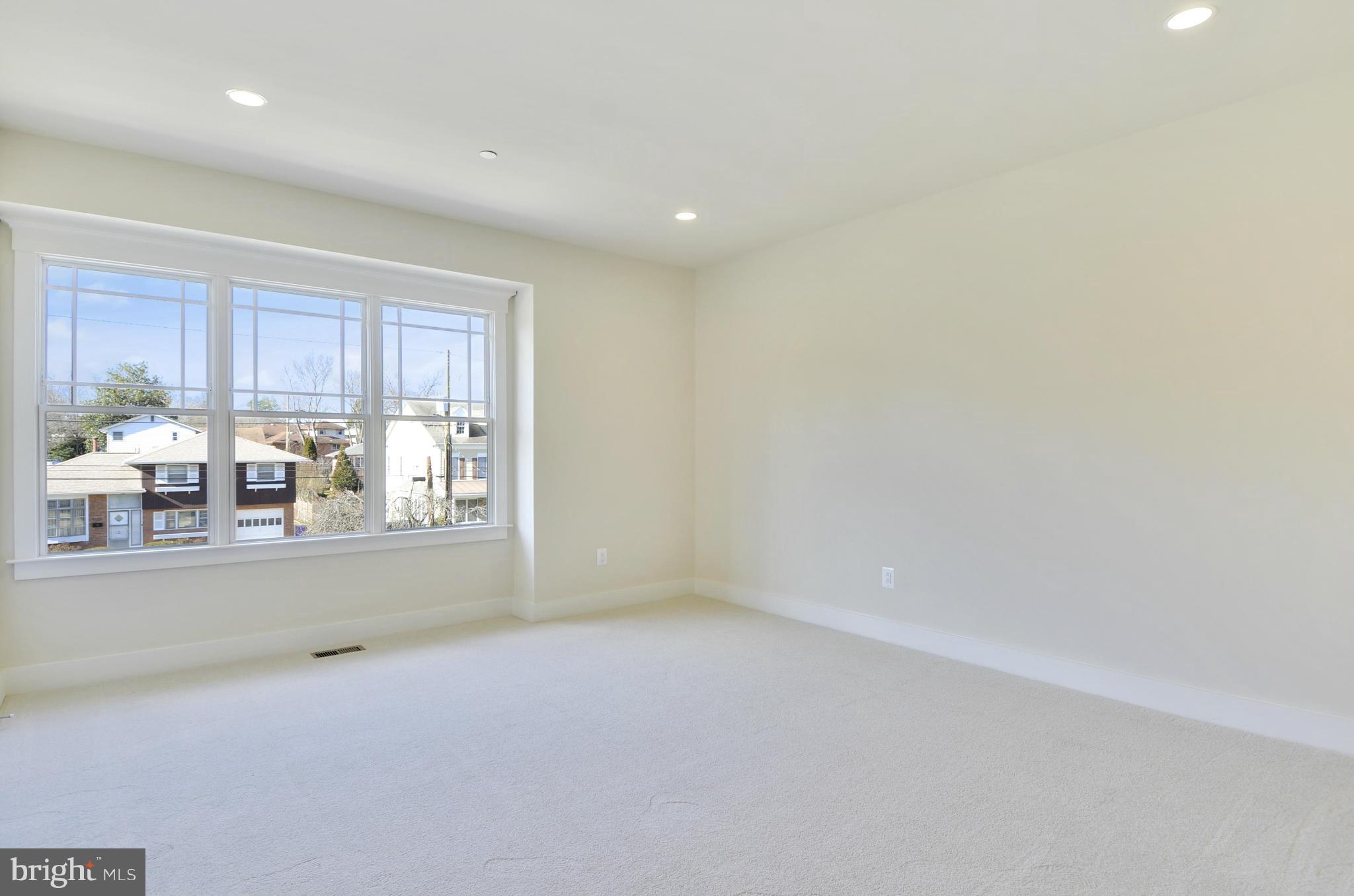 BRADMOOR - Residential