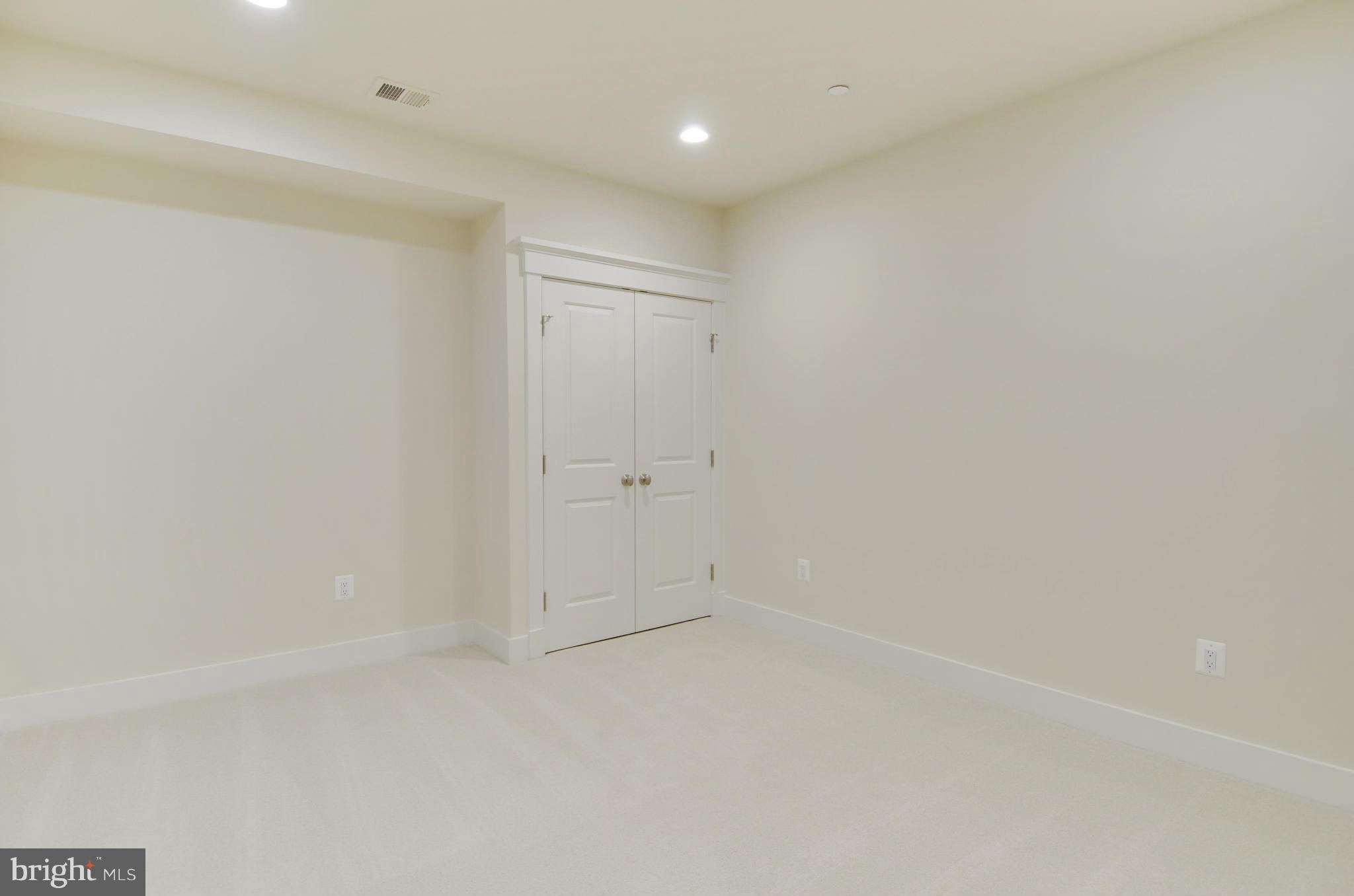 BRADMOOR - Residential