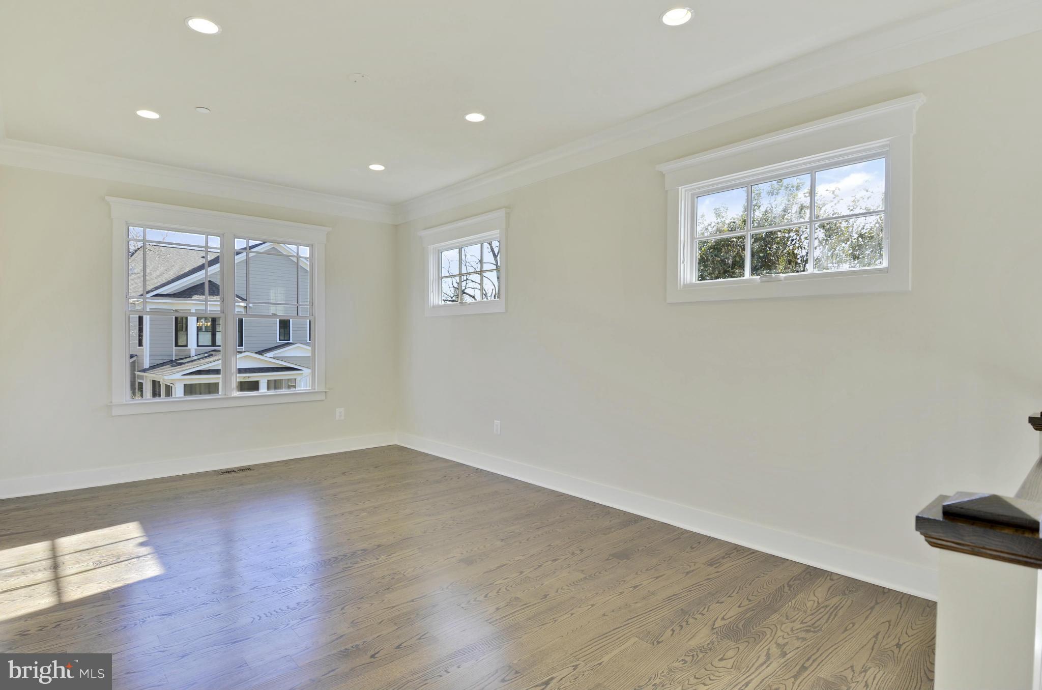 BRADMOOR - Residential