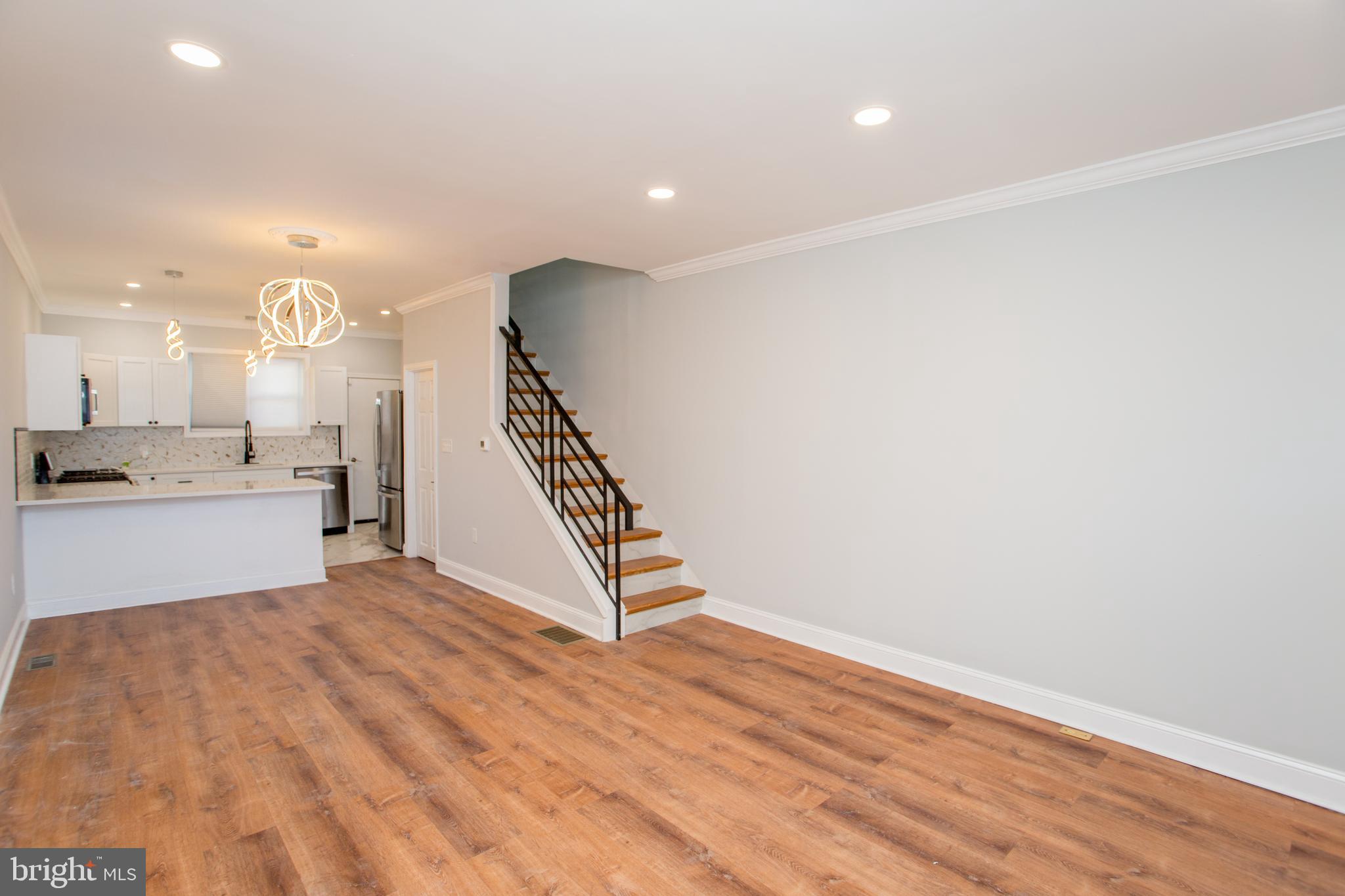 POINT BREEZE - Residential