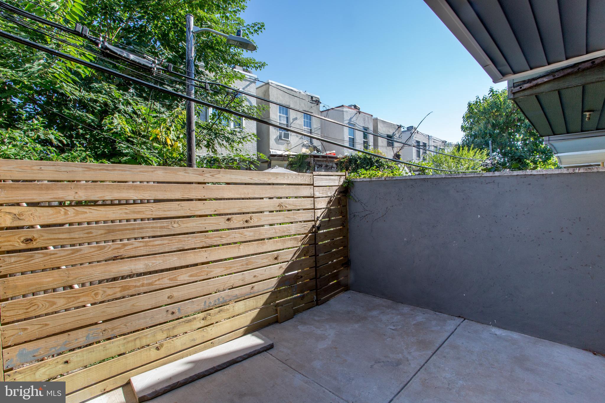 POINT BREEZE - Residential