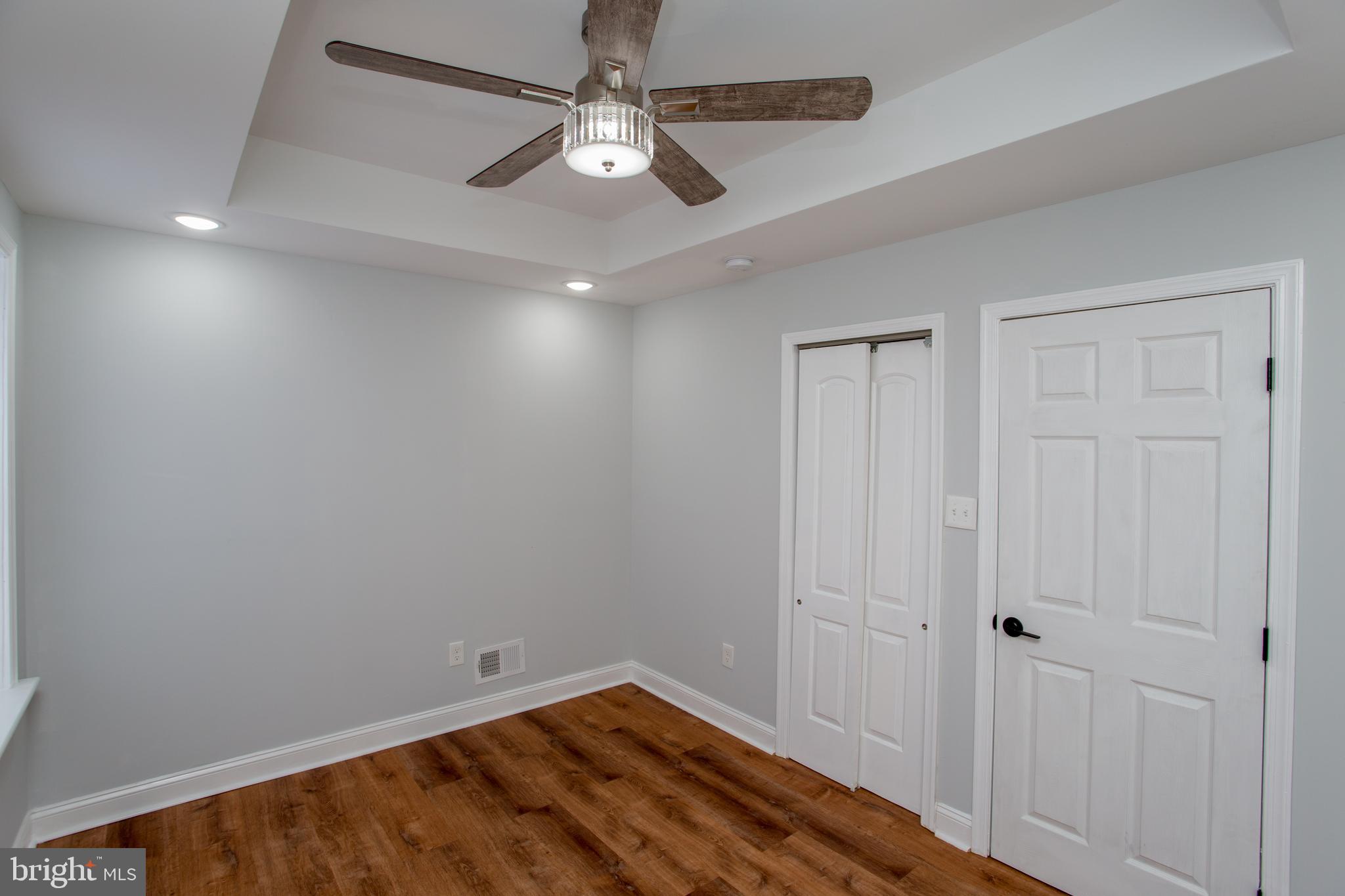 POINT BREEZE - Residential