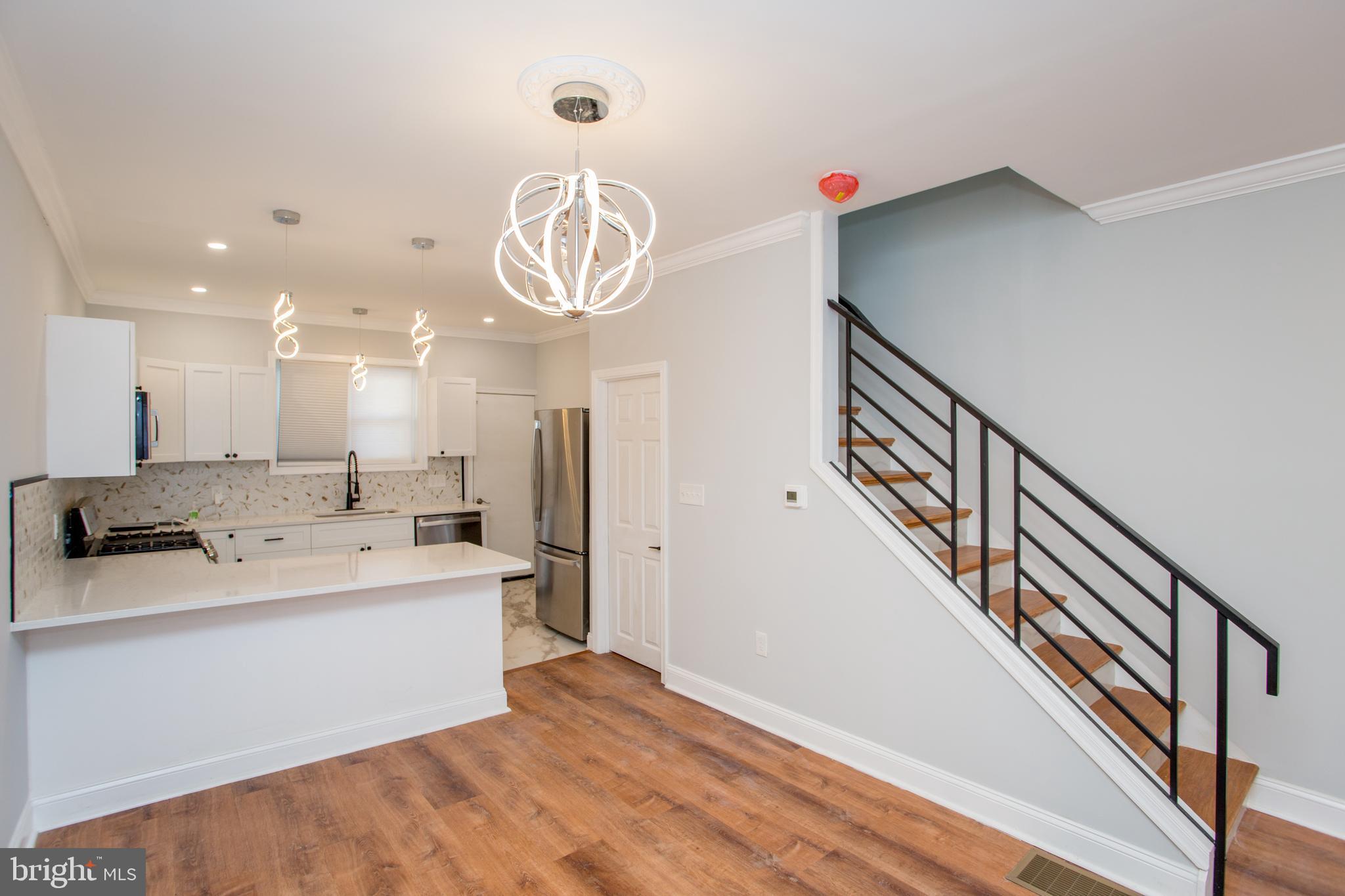 POINT BREEZE - Residential