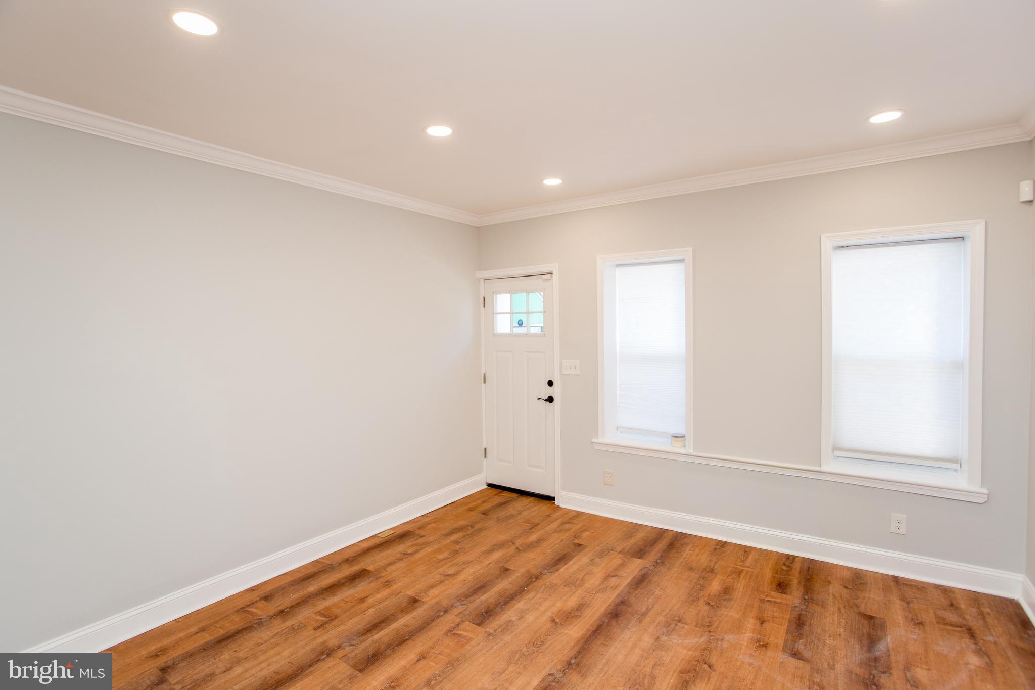 POINT BREEZE - Residential