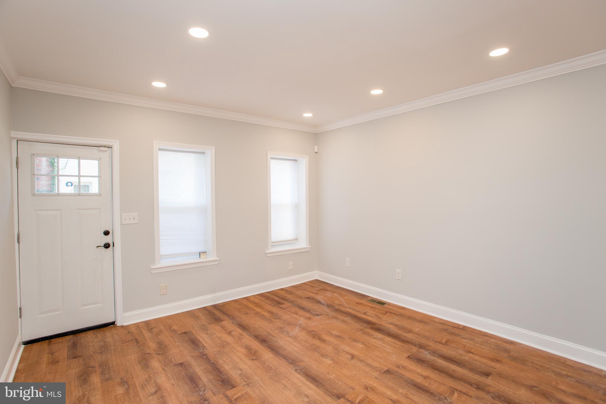 POINT BREEZE - Residential