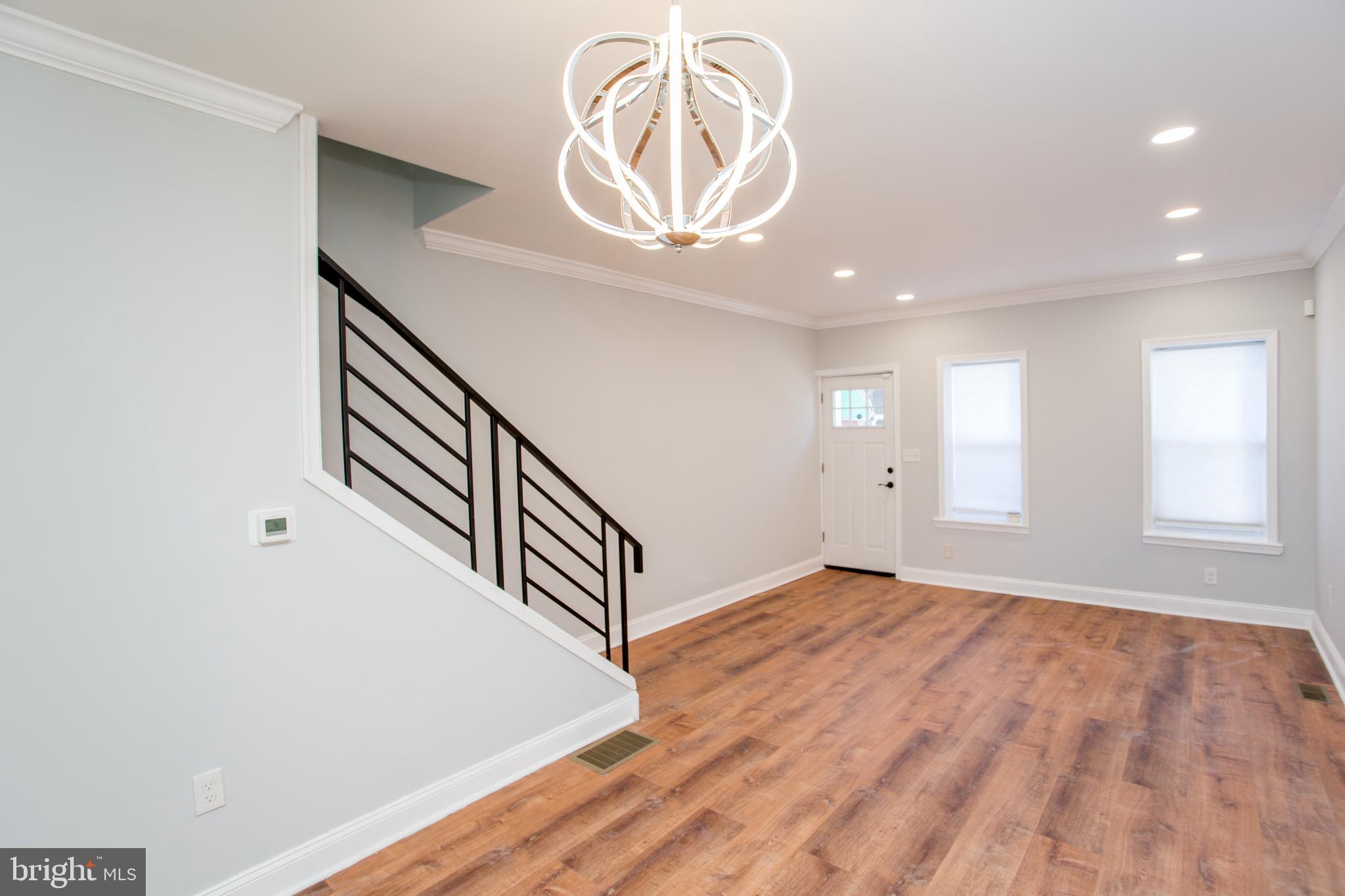POINT BREEZE - Residential
