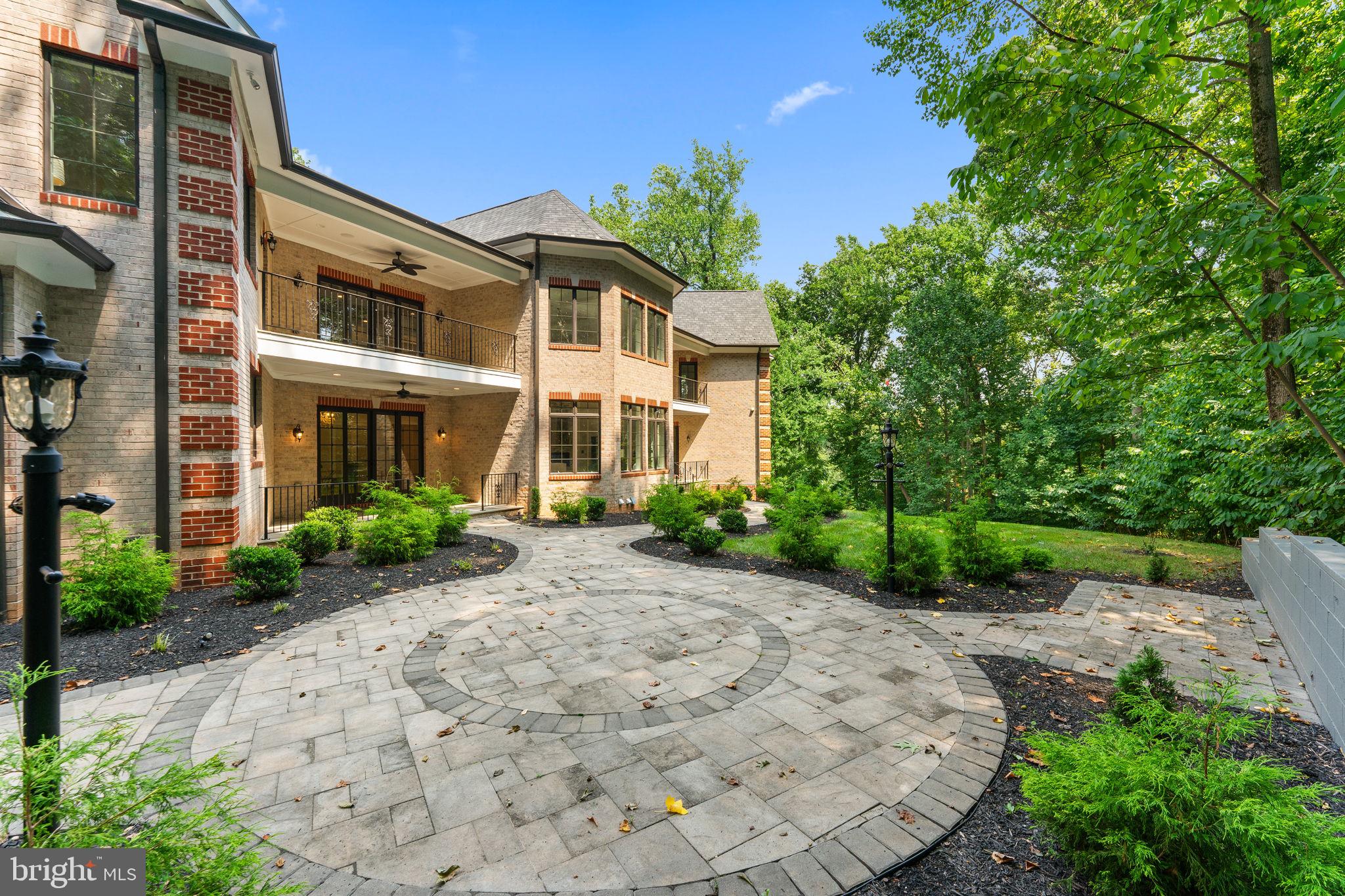 HILL VIEW ESTATES - Residential