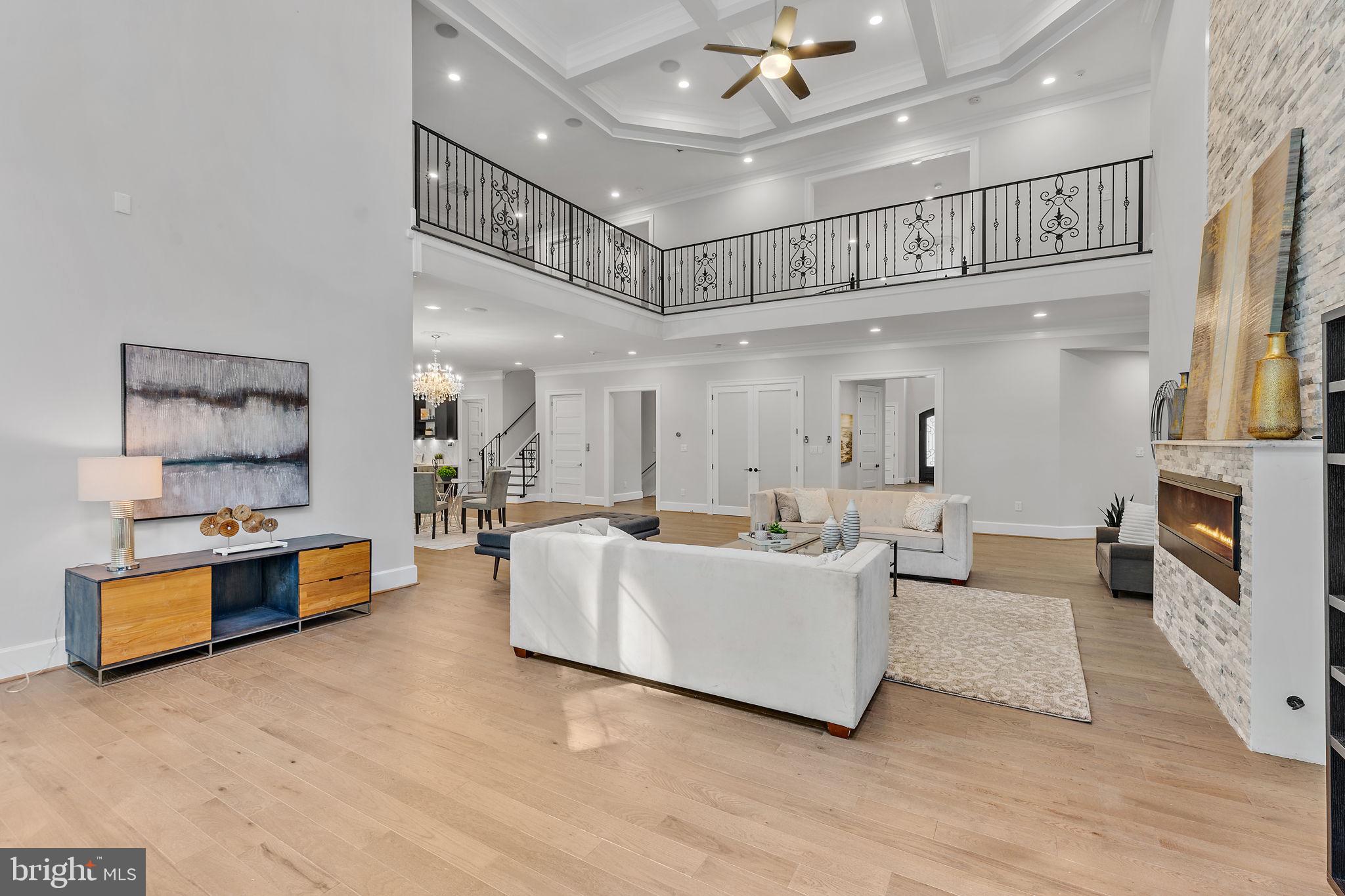 HILL VIEW ESTATES - Residential