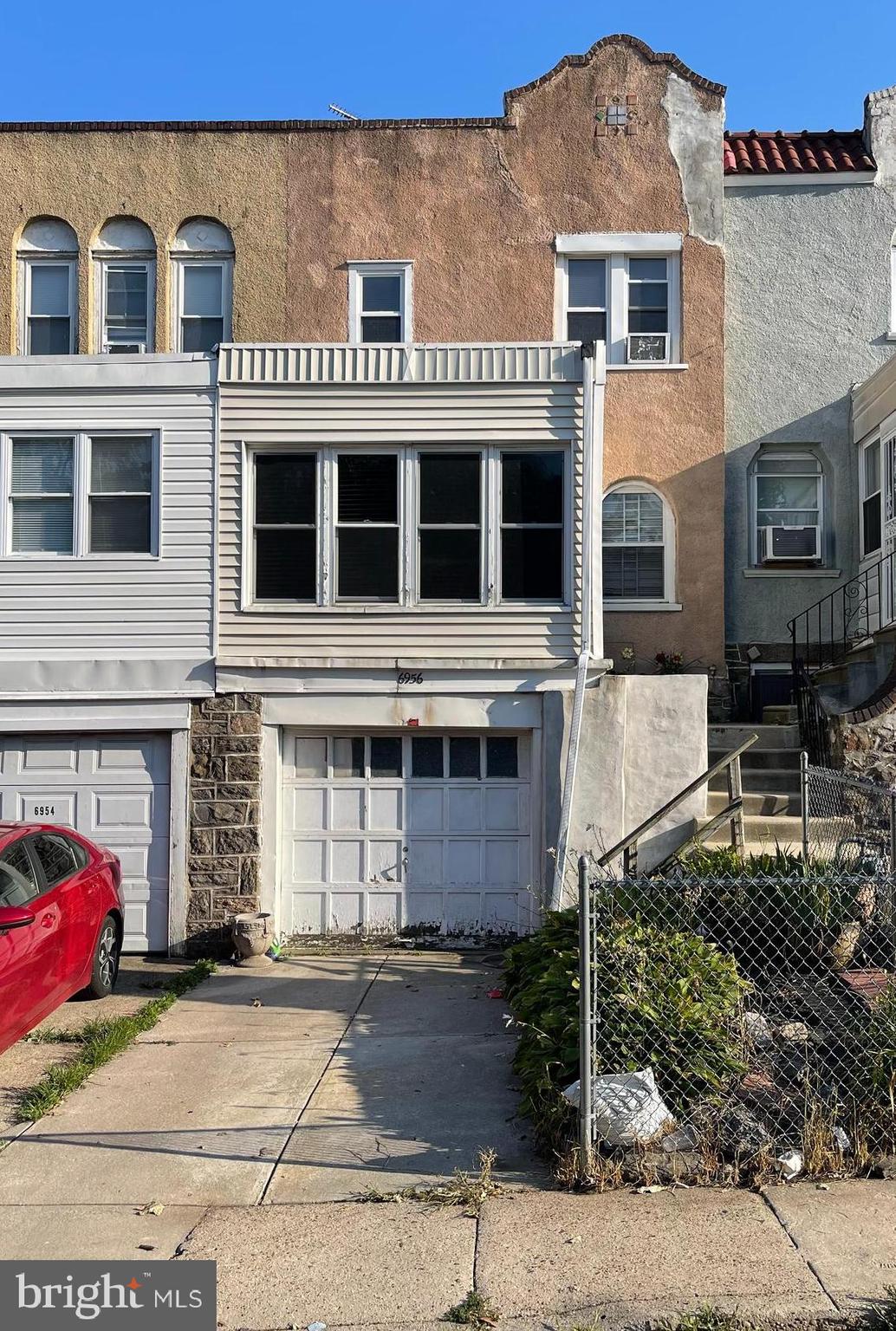 Affordable opportunity in Upper Darby’s Stonehurst neighborhood. This 2-bedroom, 1-bath rowhome offers a bright and functional layout with spacious living and dining areas, an updated kitchen, and a full basement providing additional storage or finishing potential. The second floor features two comfortably sized bedrooms and a full bath. Enjoy outdoor living with a rear yard and convenient access to shopping, dining, public transportation, schools, and major commuter routes. Ideal for owner-occupants or investors seeking value and convenience in a well-established community.