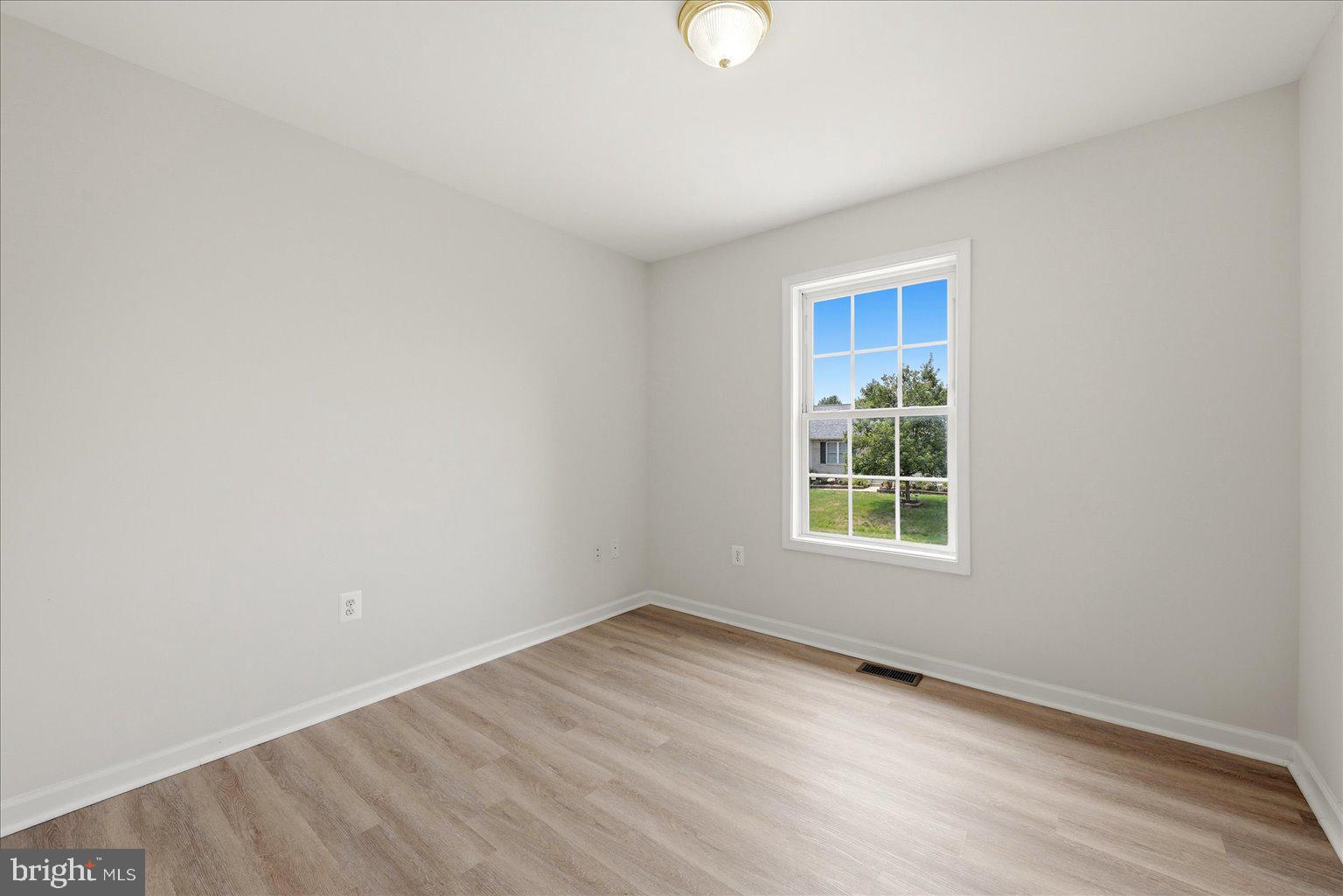 INWOOD MEADOWS - Residential