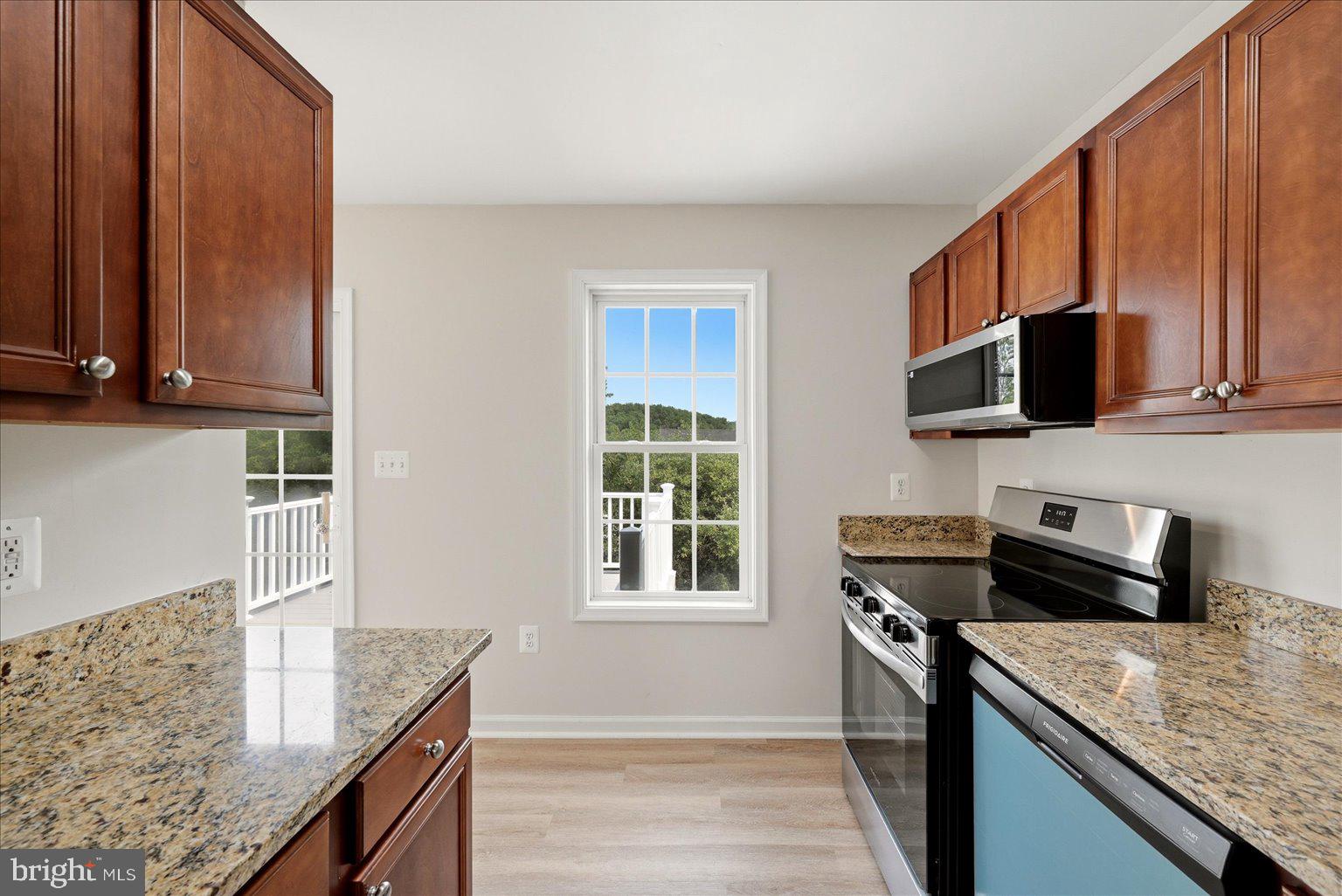 INWOOD MEADOWS - Residential