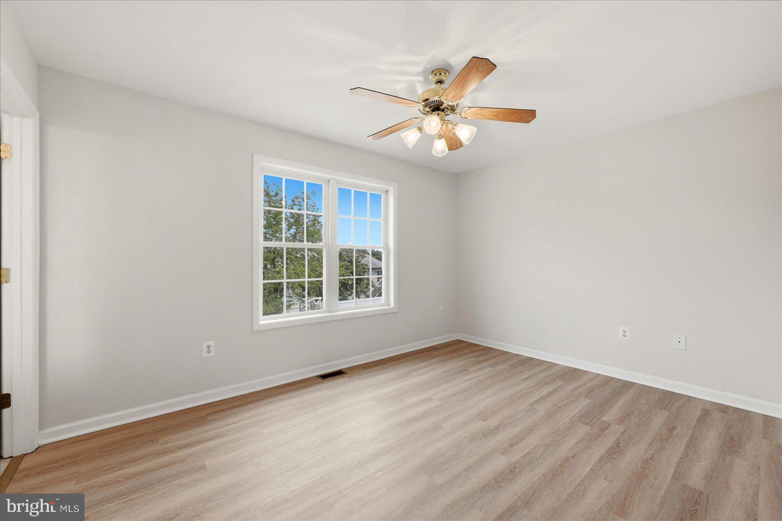 INWOOD MEADOWS - Residential