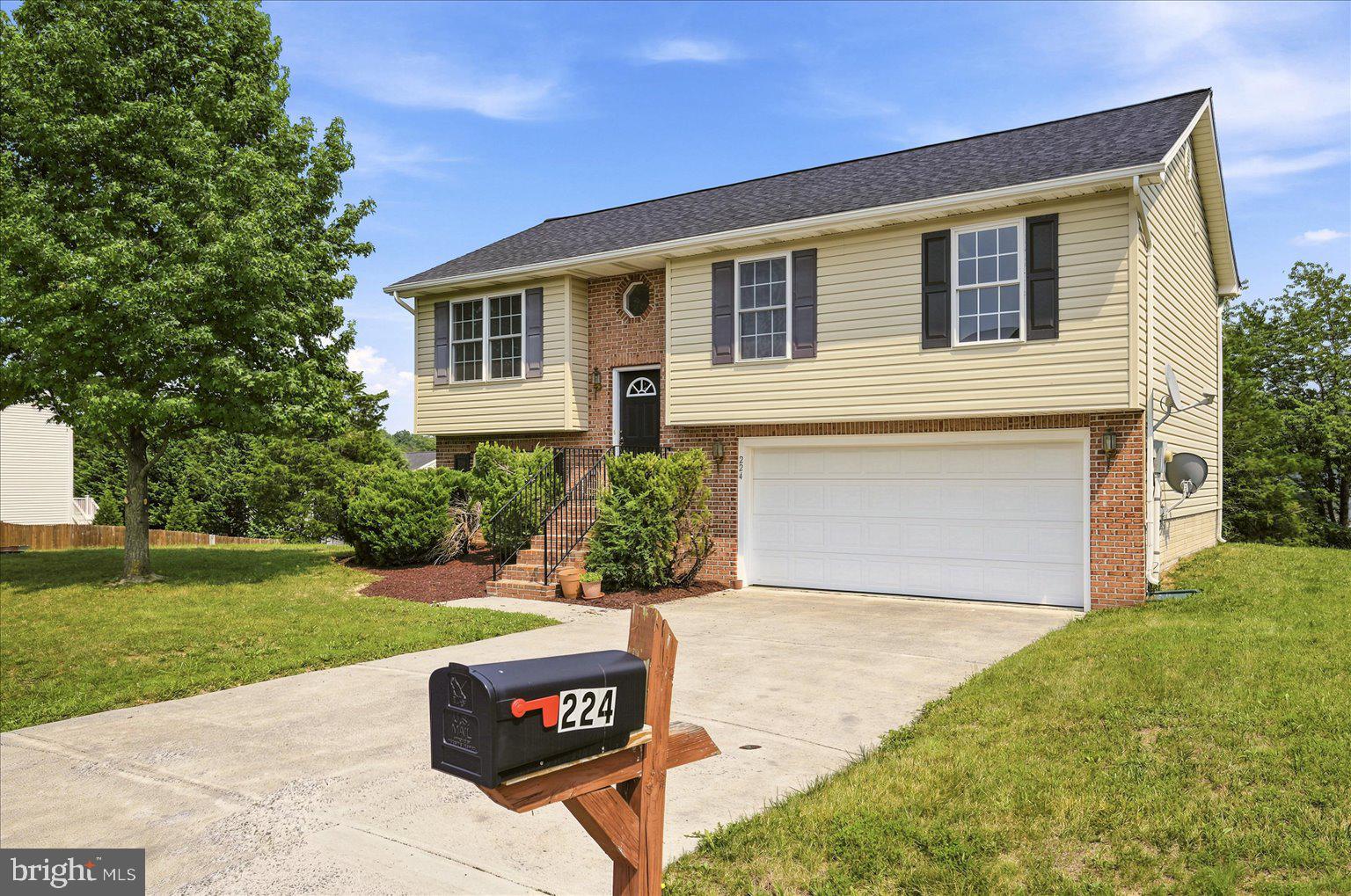 INWOOD MEADOWS - Residential