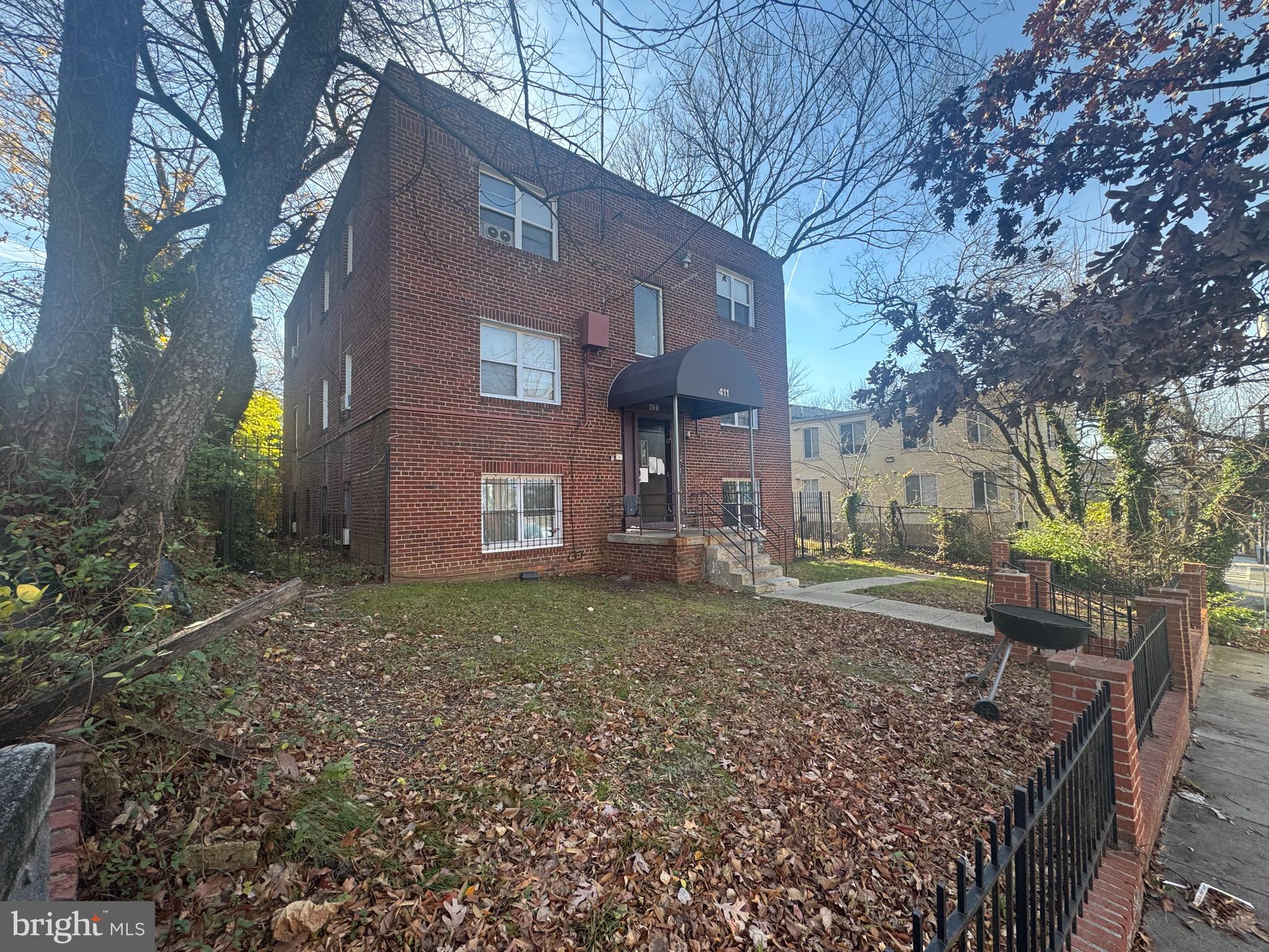 THE OPPORTUNITY
411 Atlantic Street SE offers a stabilized six-unit multifamily investment opportunity in the Congress Heights neighborhood of Southeast Washington, DC. The building consists of six 2BR/1BA units, all currently 100% occupied, with an average in-place rent of $1,286. The asset presents immediate in-place cash flow with long-term upside through future rent growth and operational improvements.

STABILIZED INCOME WITH BELOW-MARKET RENTS
With full occupancy and steady rental income, this property provides immediate yield for investors. Current rents are below market for comparable two-bedroom units in the area, creating a long-term opportunity for increased revenue through gradual rent adjustments and modest unit upgrades over time.

SPACIOUS TWO-BEDROOM LAYOUTS
Each unit features a 2BR/1BA layout, ideal for tenants seeking affordable two-bedroom housing within the District. The unit mix supports a broad tenant demographic including families, couples, and shared renters, reducing turnover risk and enhancing leasing stability.

STRATEGIC CONGRESS HEIGHTS LOCATION
Situated in one of Southeast DC’s most active redevelopment corridors, the property benefits from proximity to the Congress Heights and Southern Ave Metro Stations, as well as key commuter routes such as South Capitol Street and Suitland Parkway. It sits adjacent to the C13 and C15 Metrobus lines, which provide direct access north to the Potomac Ave and Anacostia Metro stations, and south to the Washington Highlands and Glassmanor areas. This strong public transit access enhances renter appeal and positions the property for continued occupancy and long-term value appreciation.