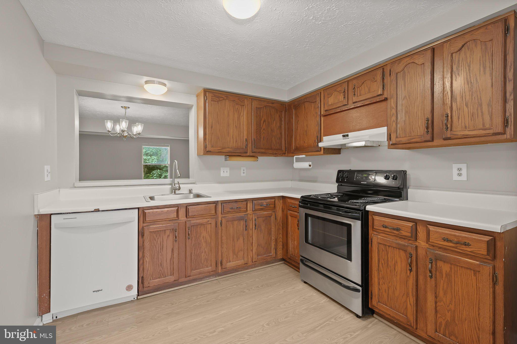 THOMPSONS PURCHASE - Residential