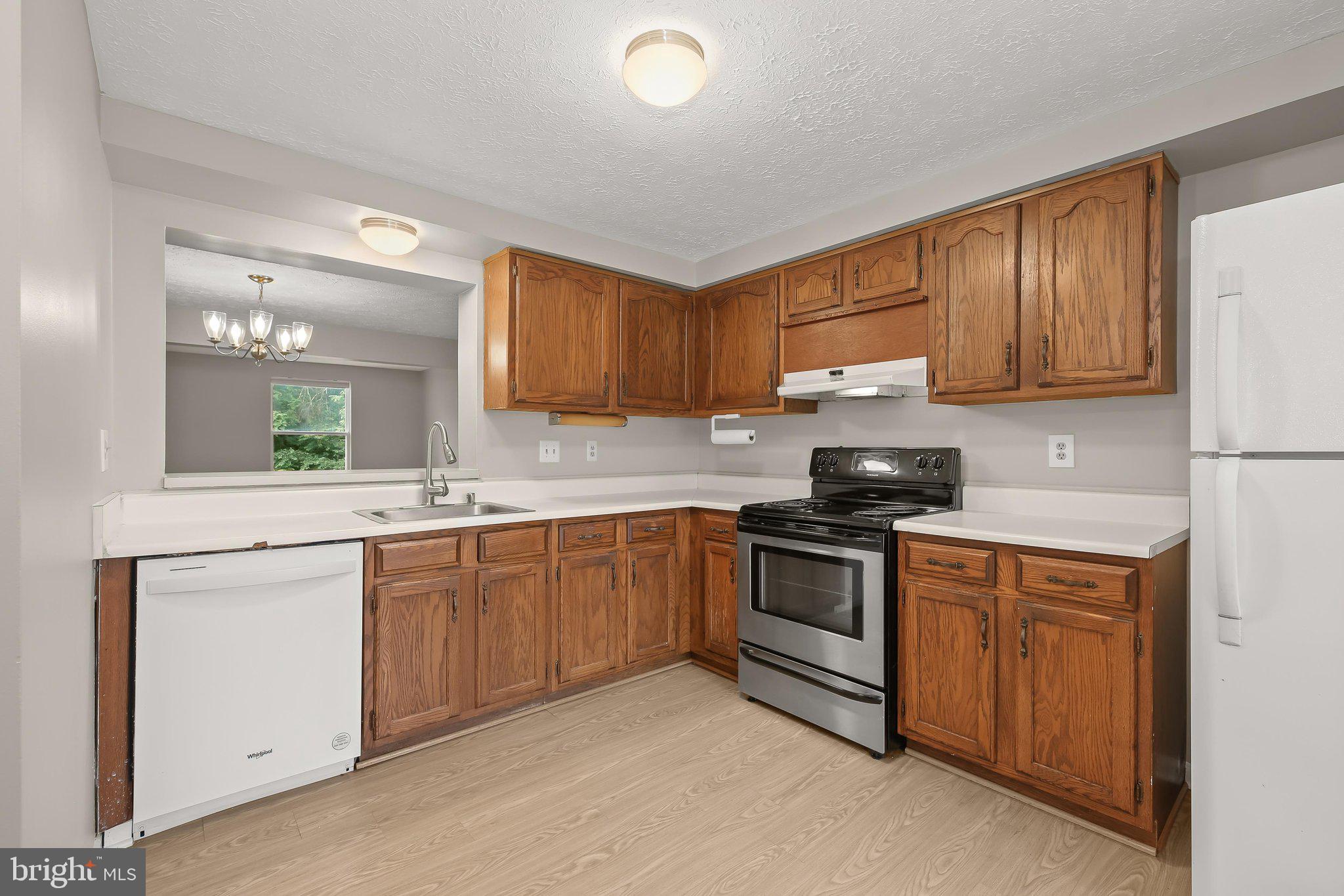 THOMPSONS PURCHASE - Residential