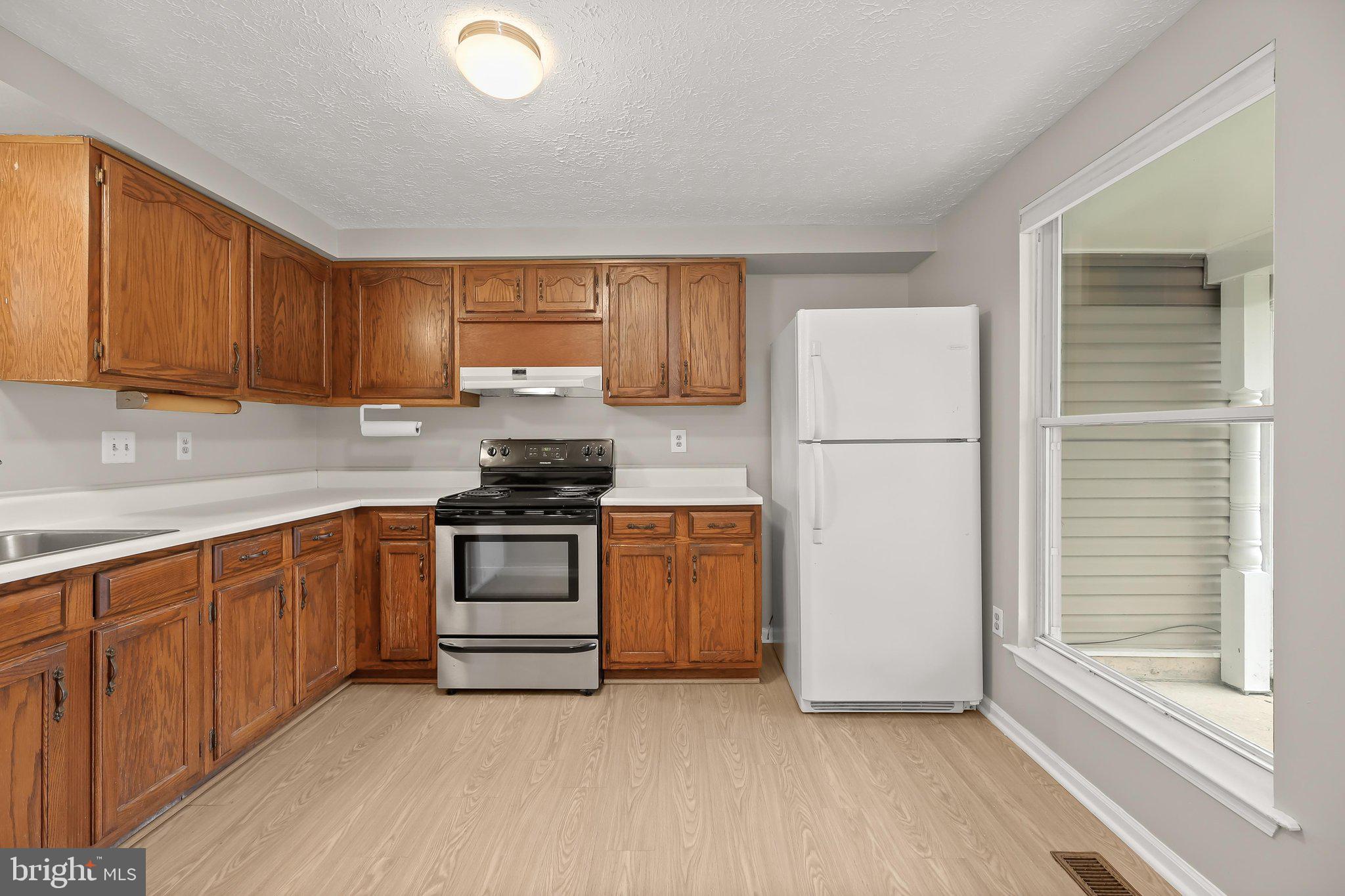 THOMPSONS PURCHASE - Residential