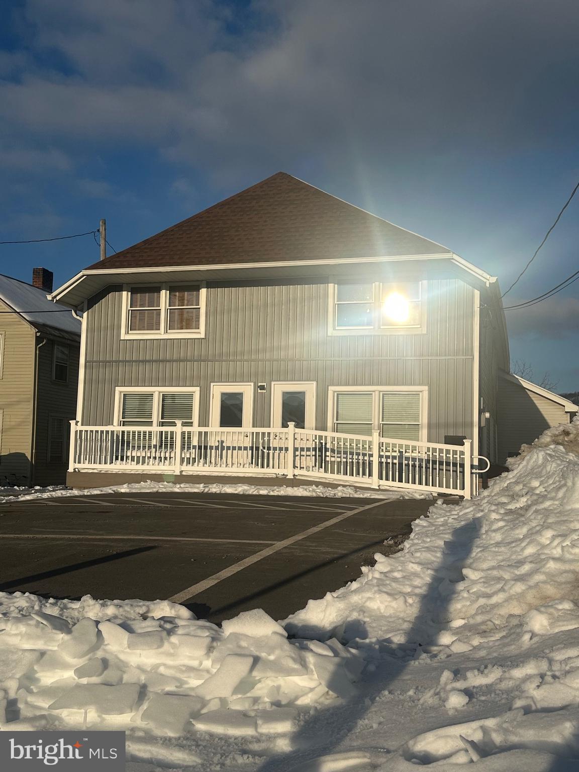 TOWN OF MCCONNELLSBURG - Residential