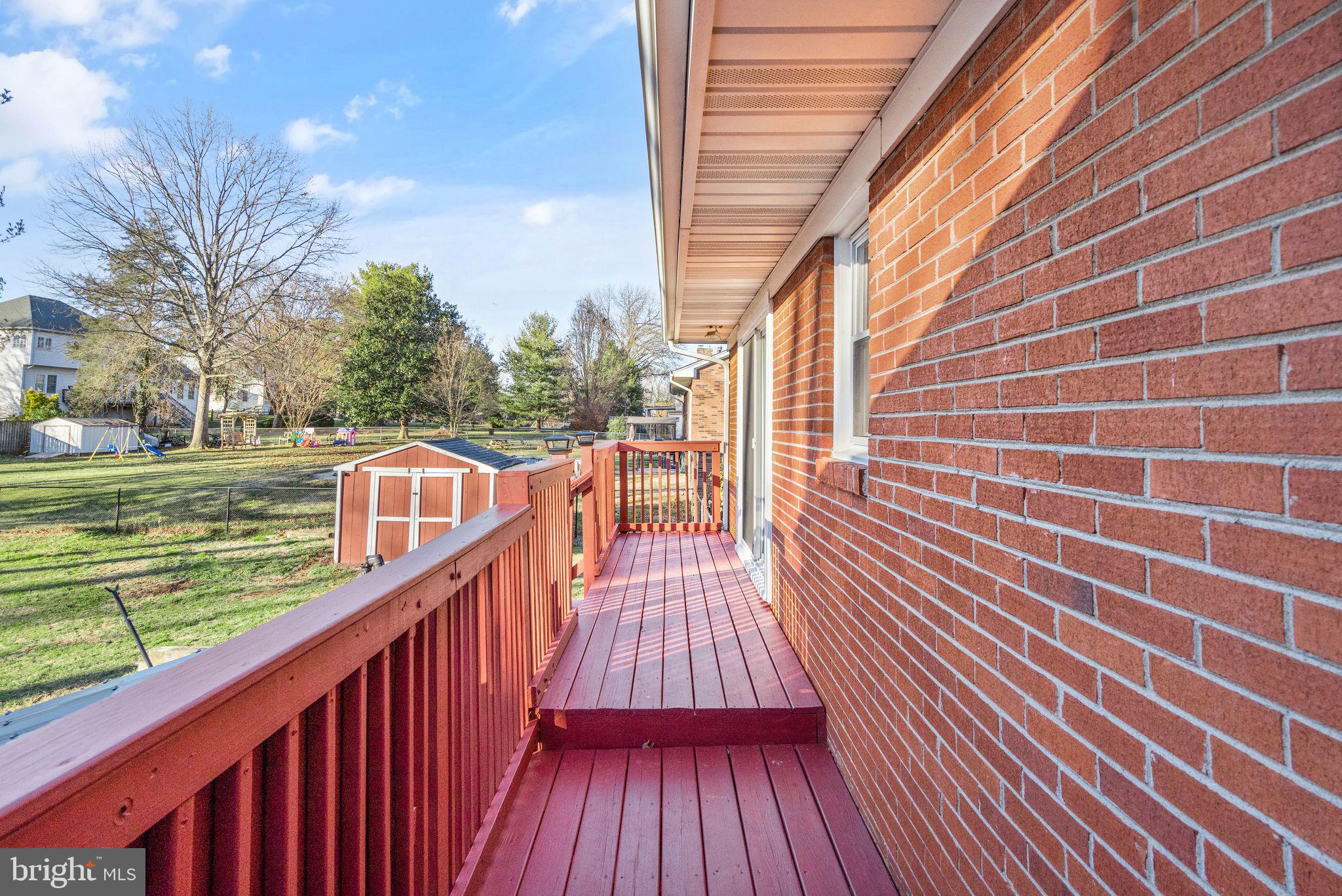 LAKEVIEW ESTATES - Residential