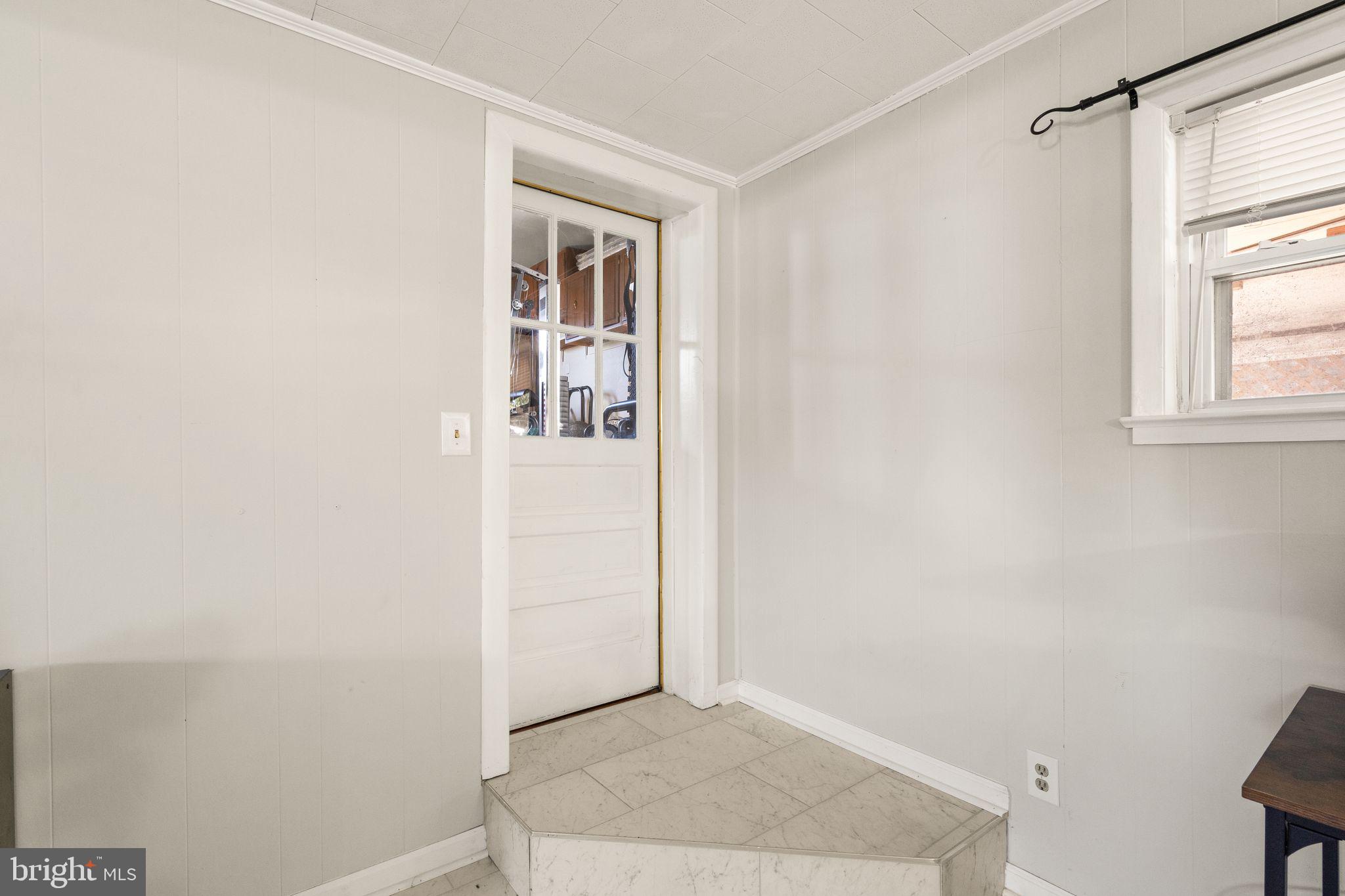 LAKEVIEW ESTATES - Residential