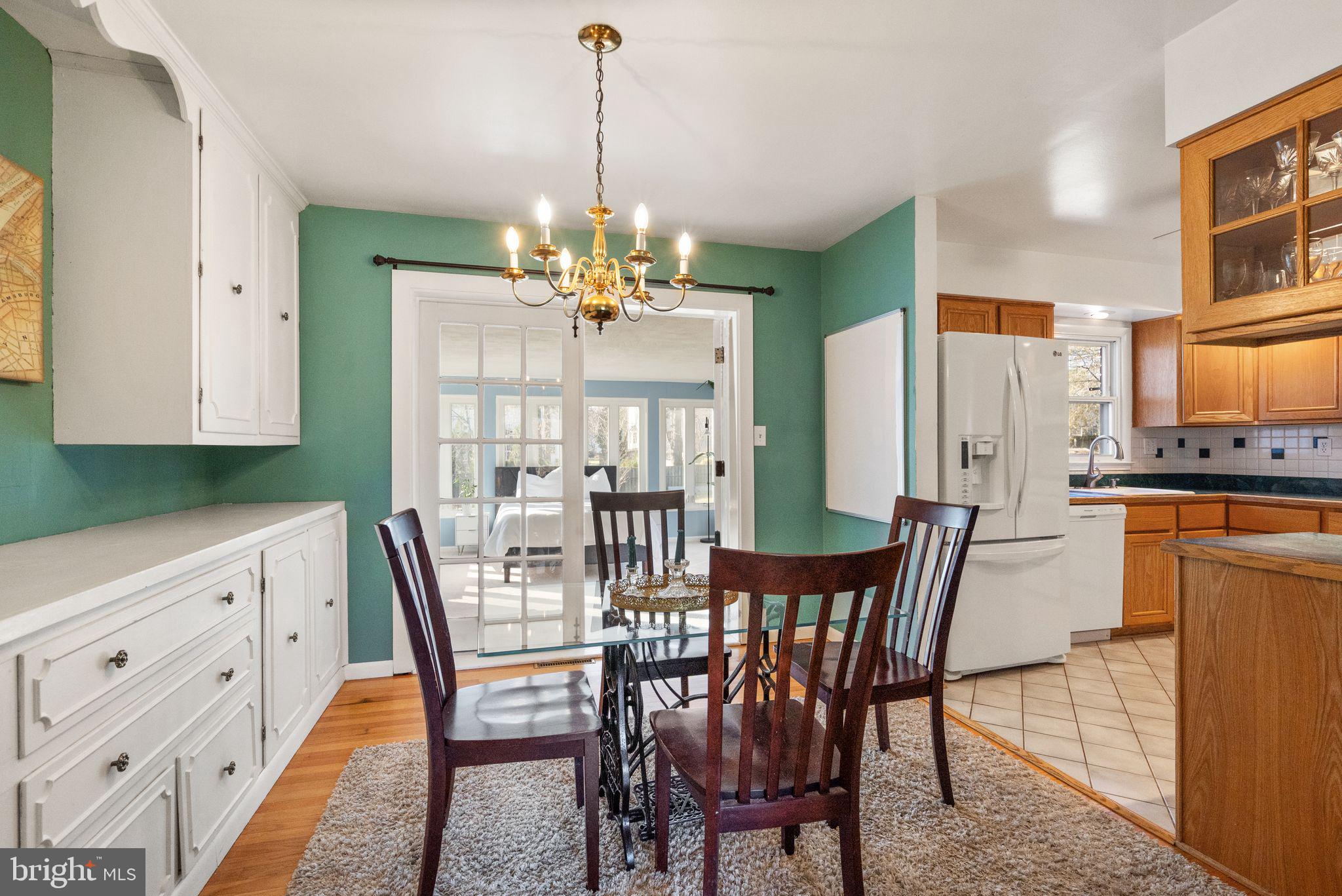 LAKEVIEW ESTATES - Residential