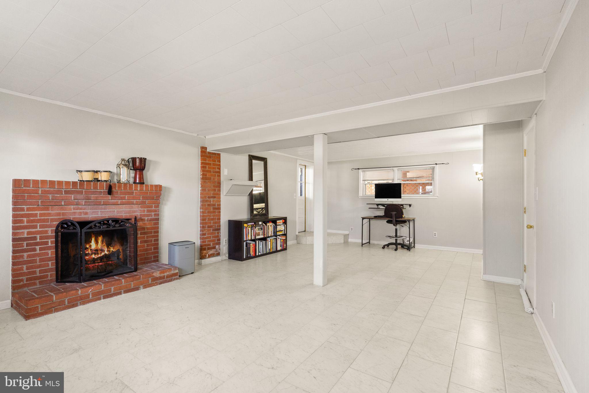 LAKEVIEW ESTATES - Residential