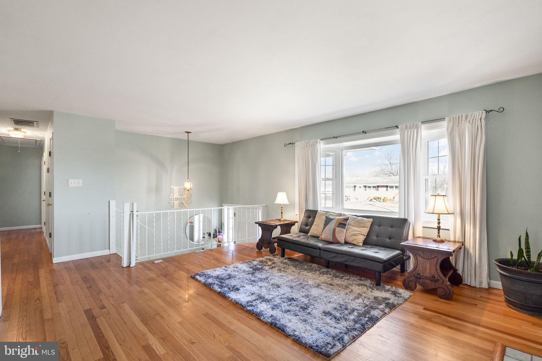 LAKEVIEW ESTATES - Residential