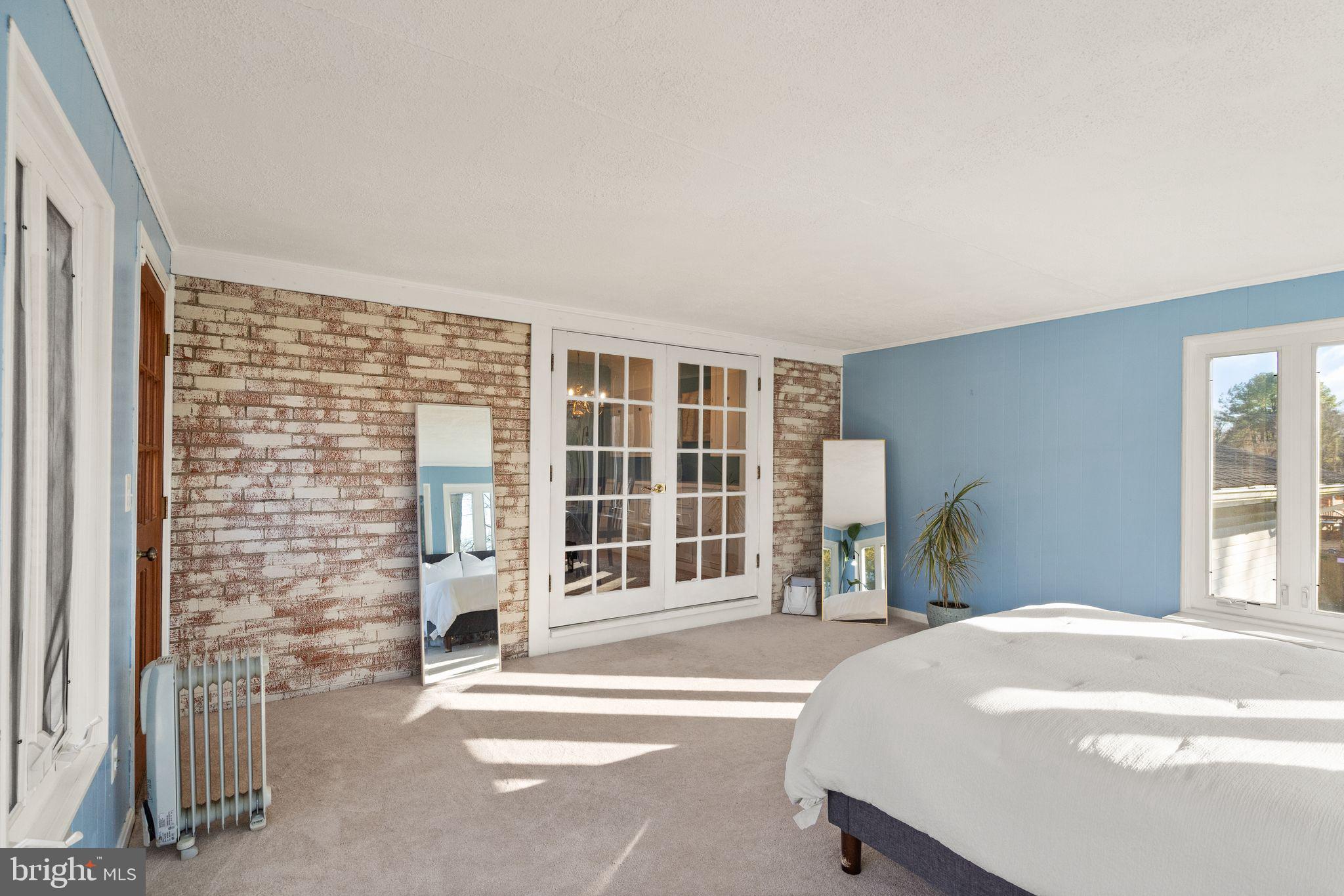 LAKEVIEW ESTATES - Residential