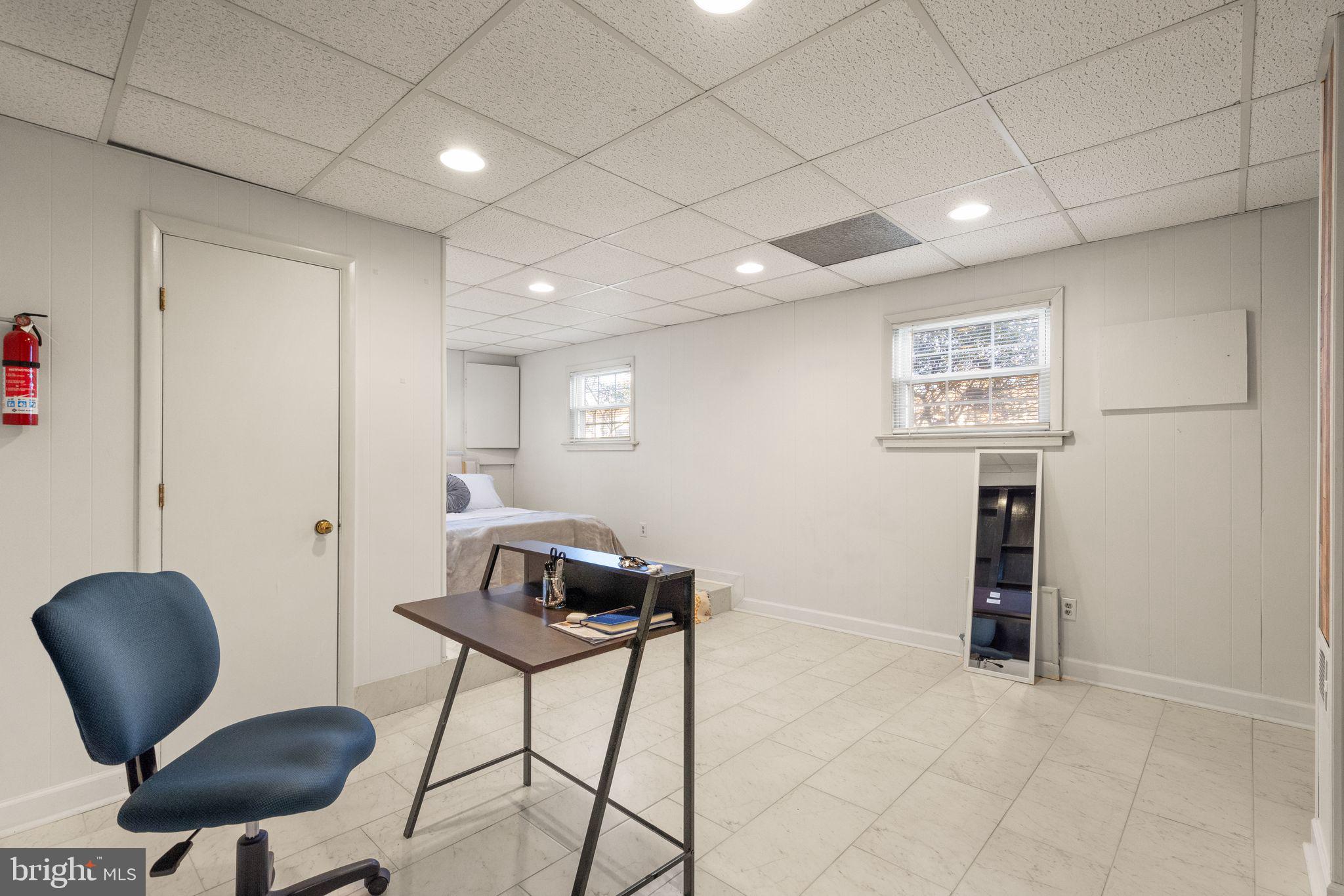 LAKEVIEW ESTATES - Residential