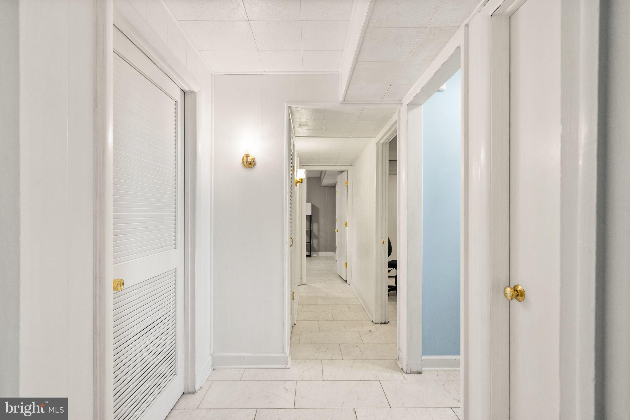 LAKEVIEW ESTATES - Residential