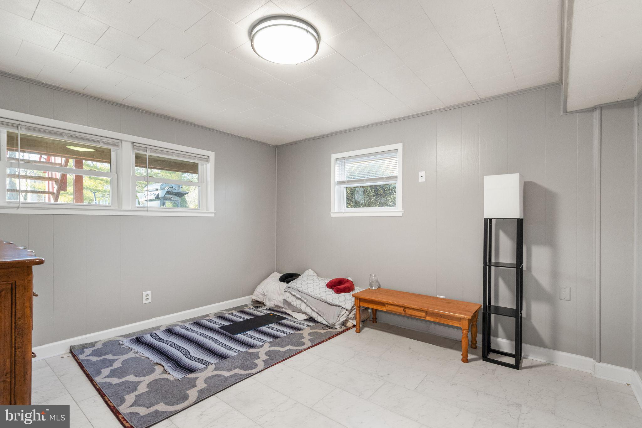 LAKEVIEW ESTATES - Residential