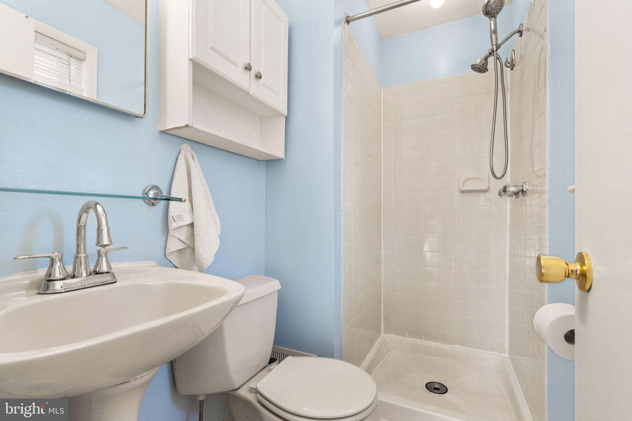 LAKEVIEW ESTATES - Residential