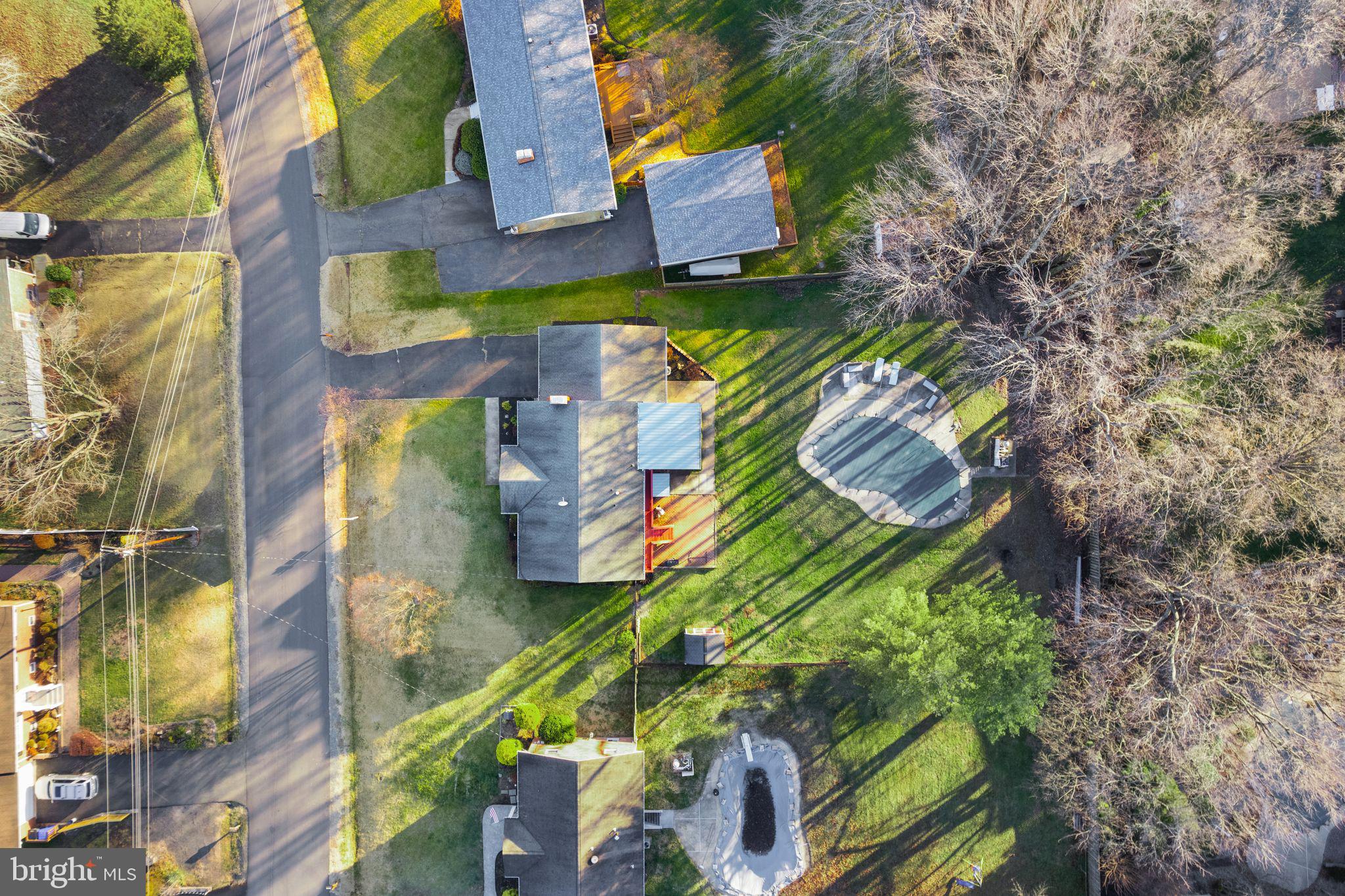 LAKEVIEW ESTATES - Residential