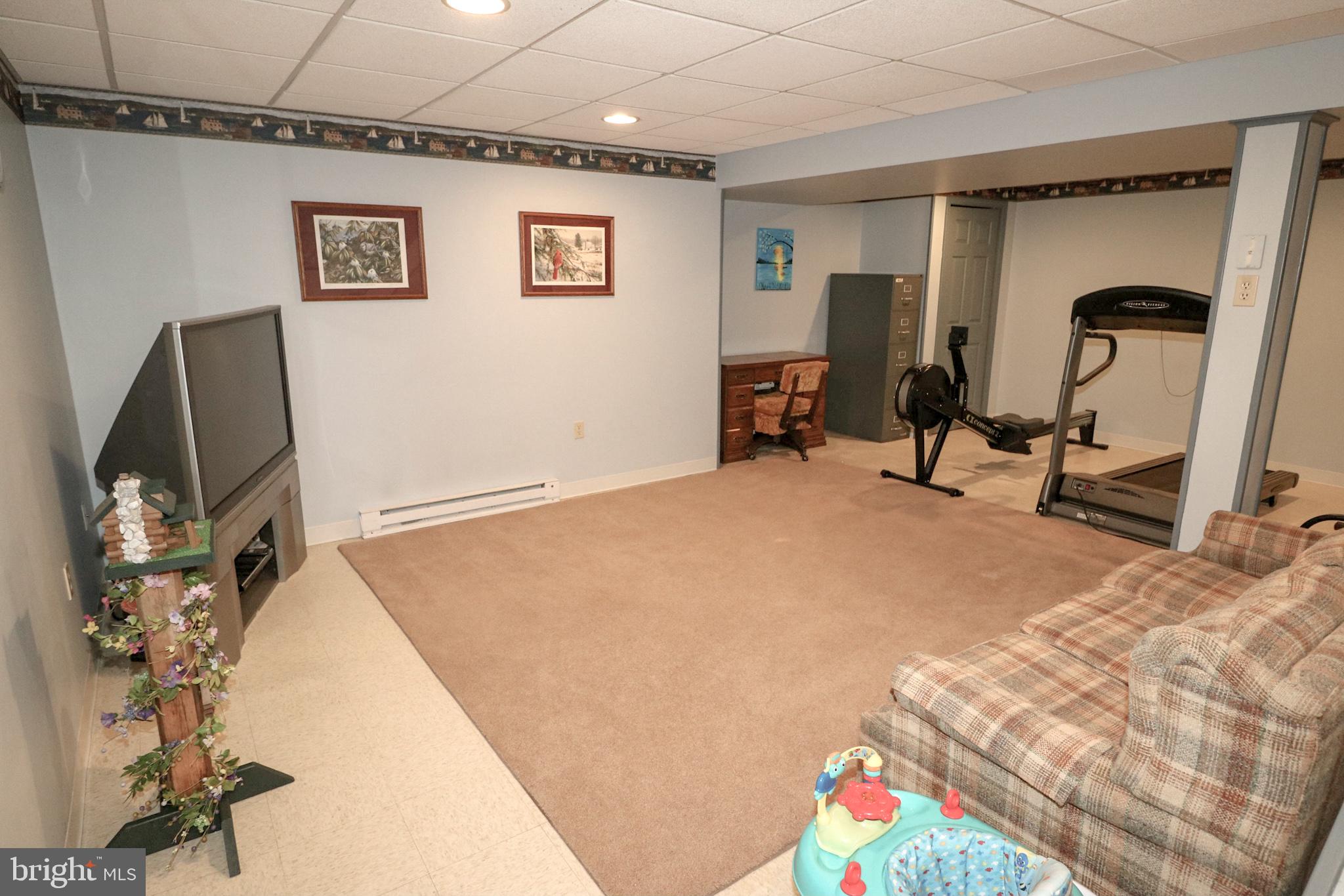 BUTTERFLY ACRES - Residential