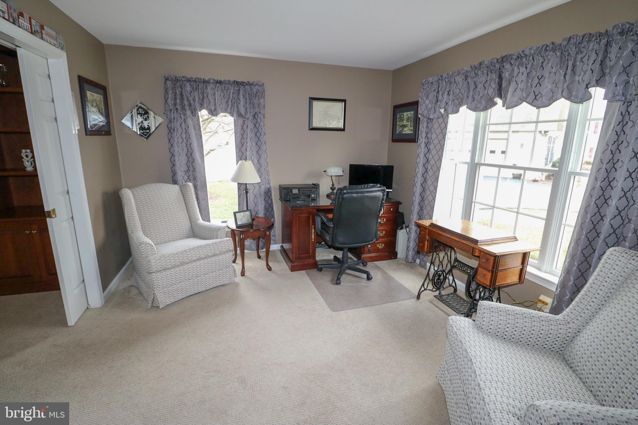 BUTTERFLY ACRES - Residential