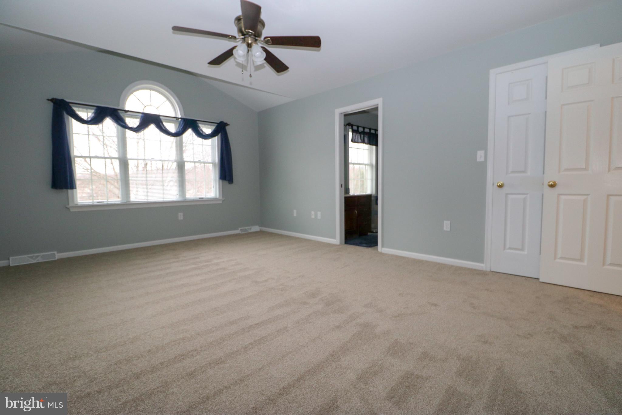 BUTTERFLY ACRES - Residential