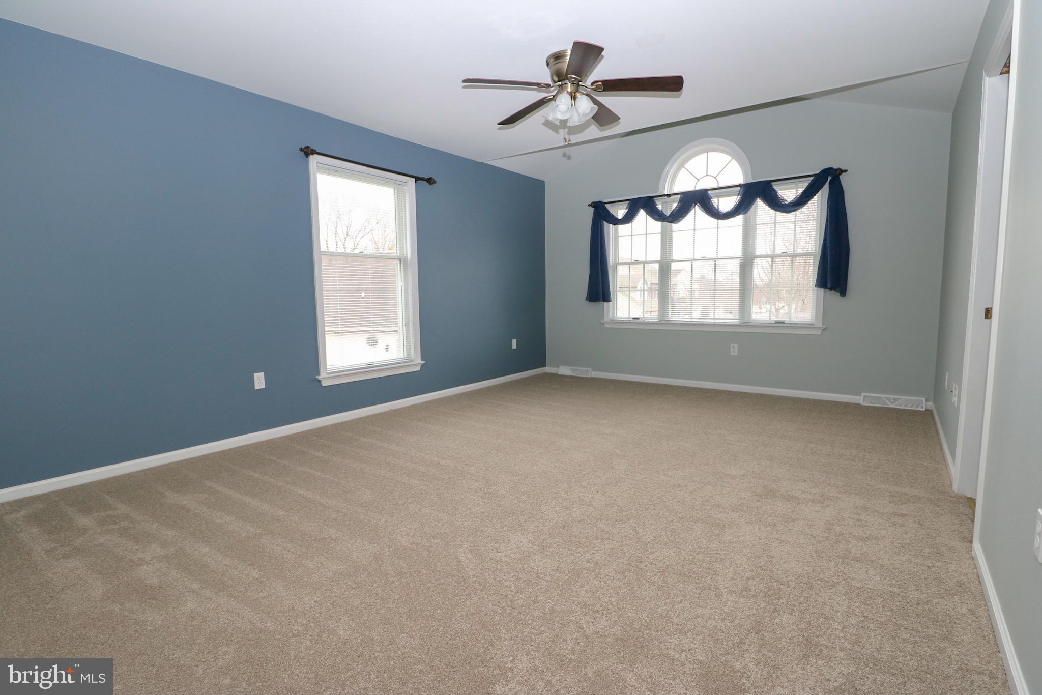 BUTTERFLY ACRES - Residential