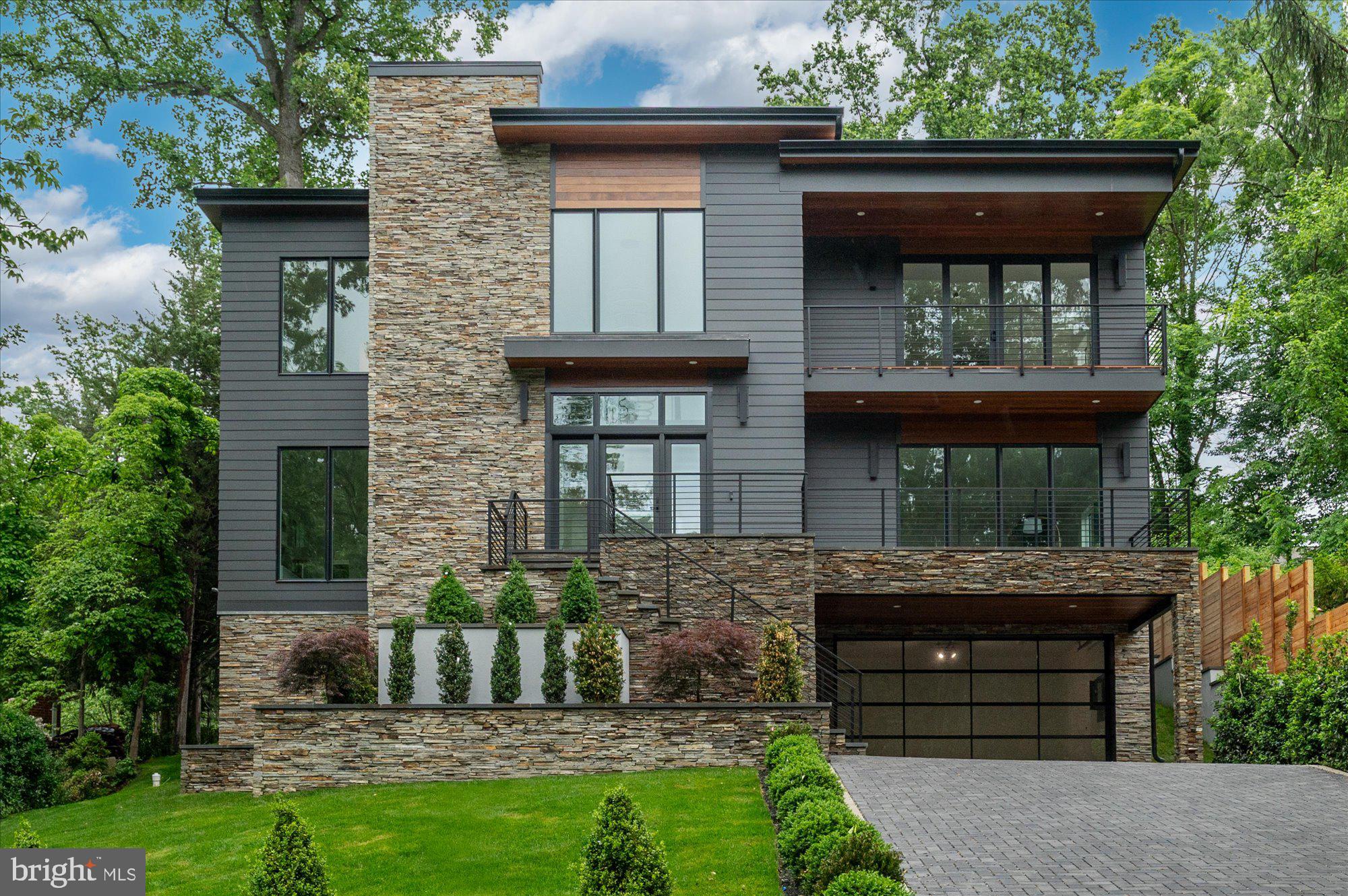 GLEN ECHO HEIGHTS - Residential