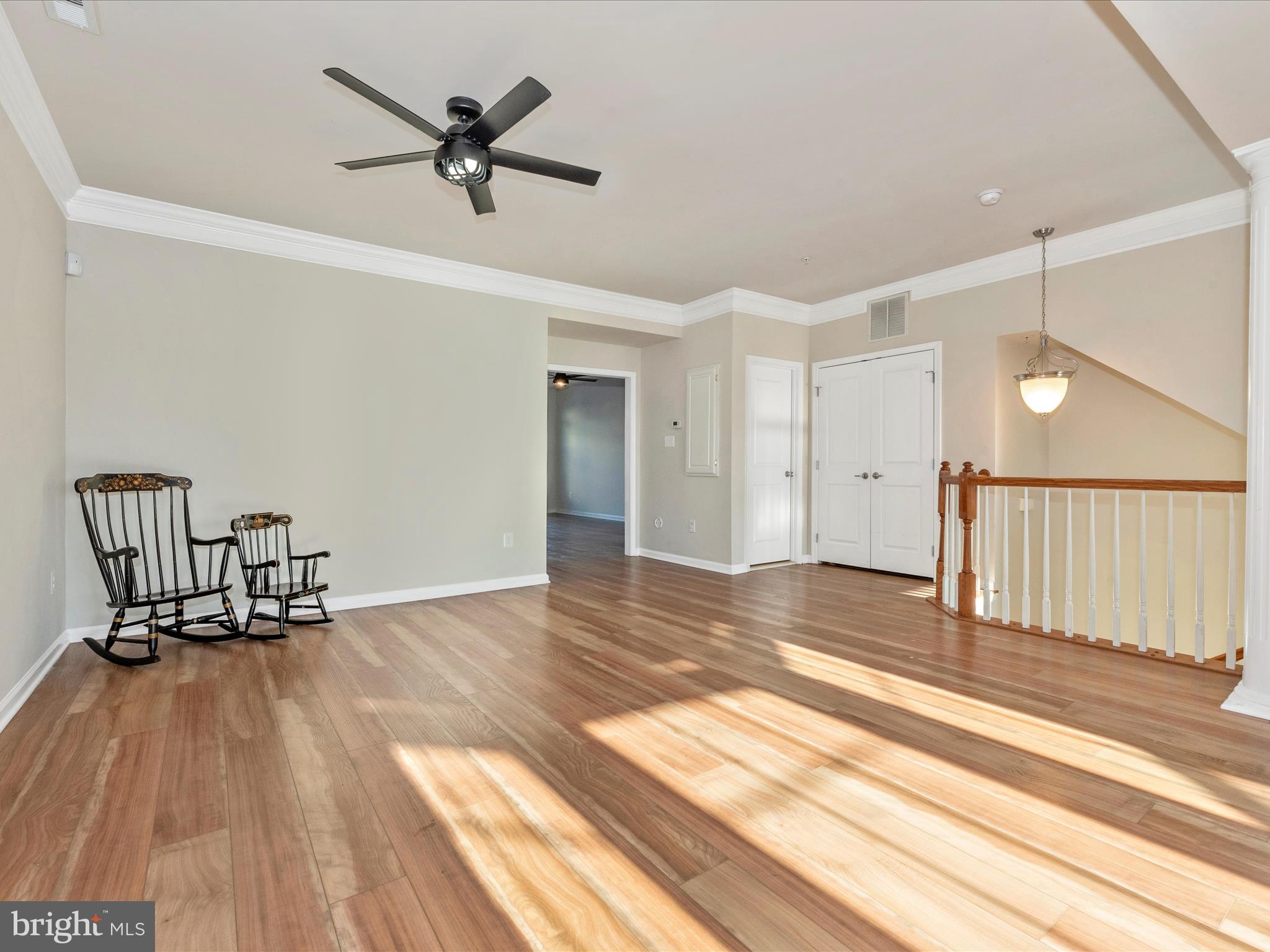 MARKET SQUARE - Residential Lease
