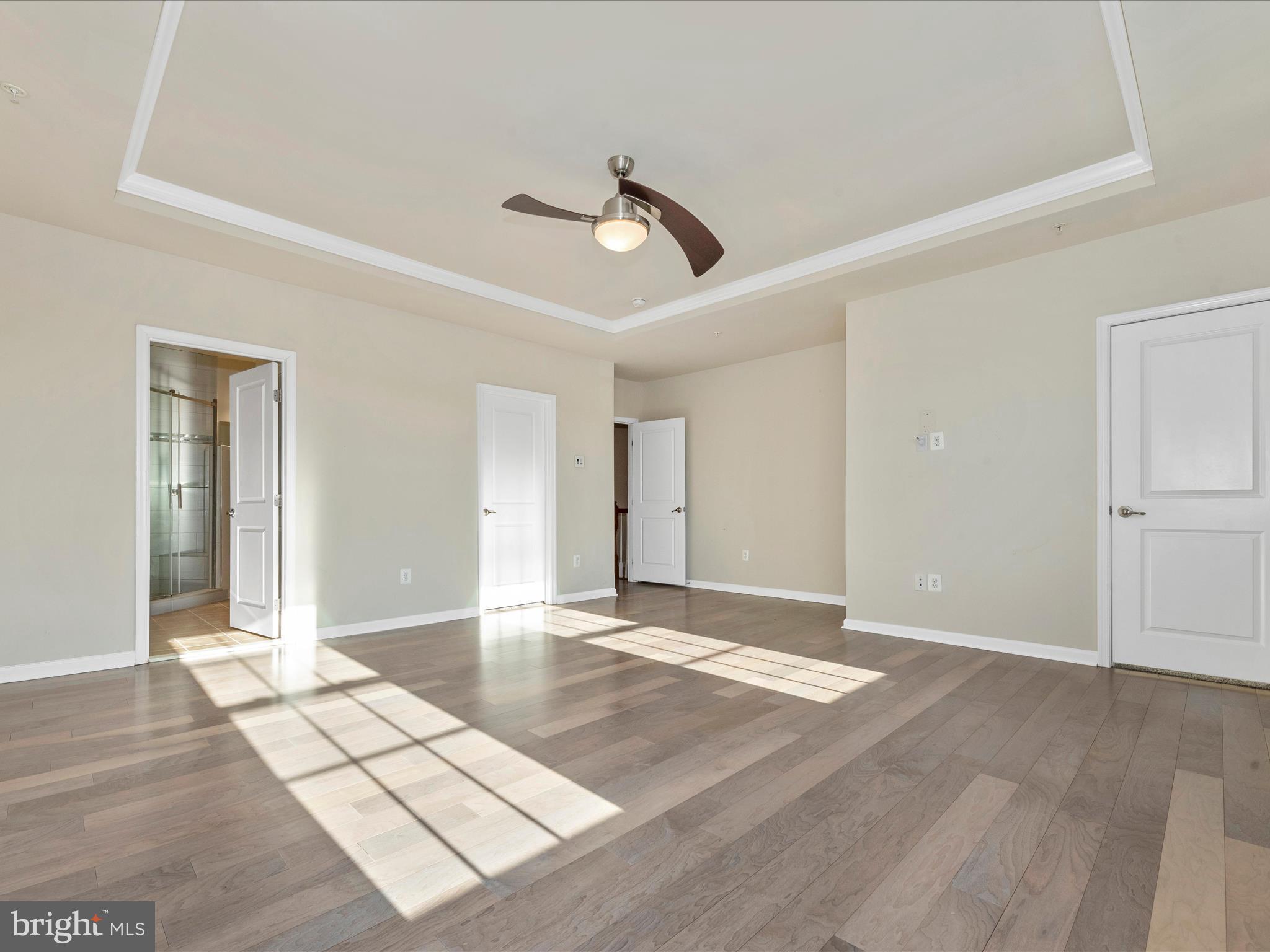 MARKET SQUARE - Residential Lease