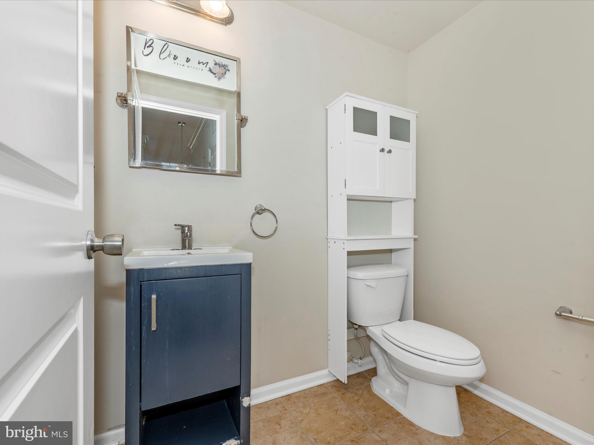 MARKET SQUARE - Residential Lease