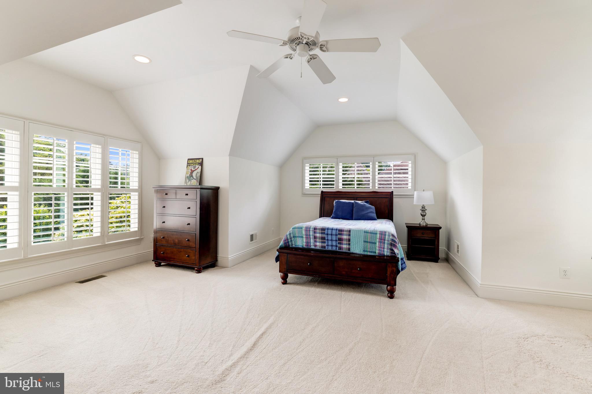 LANGLEY FOREST - Residential