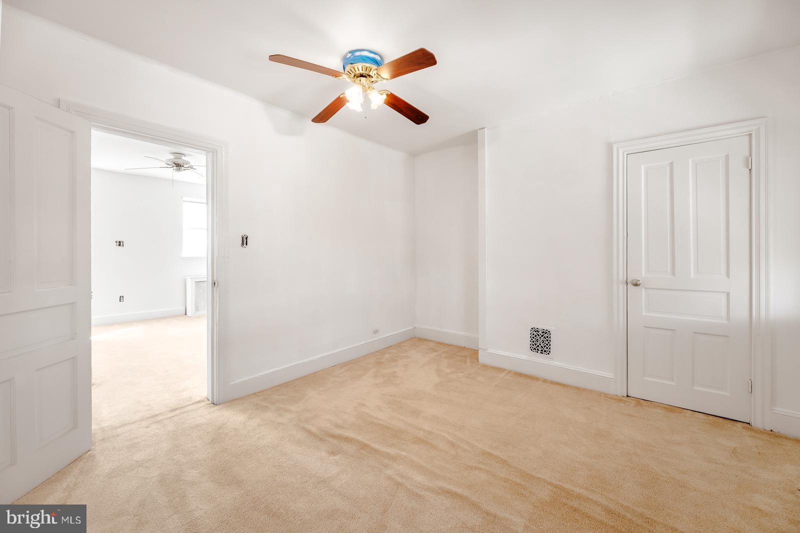PORT RICHMOND - Residential
