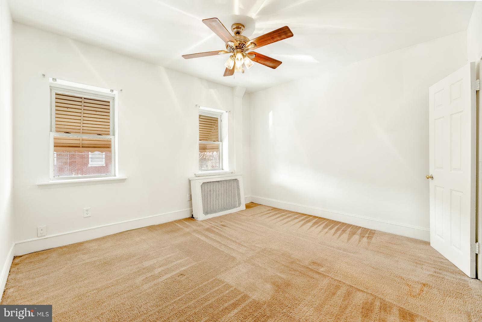 PORT RICHMOND - Residential
