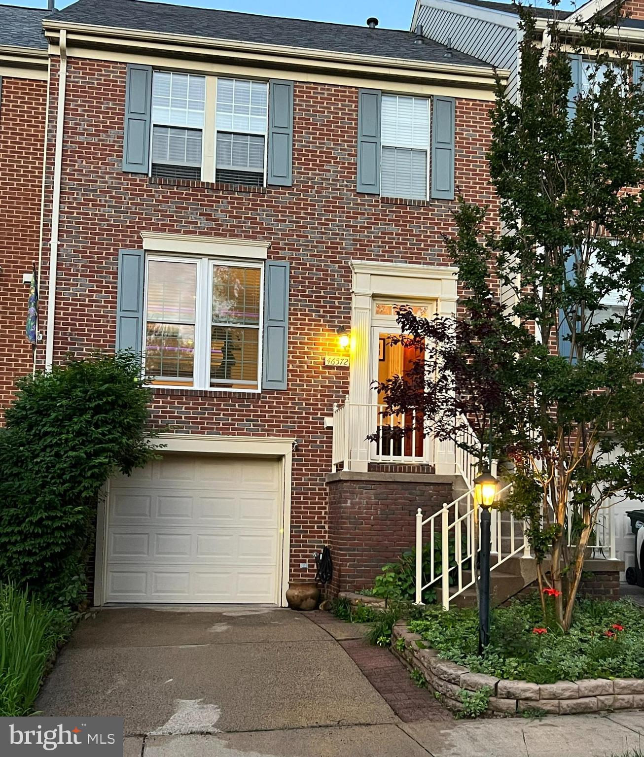 POTOMAC LAKES - Residential