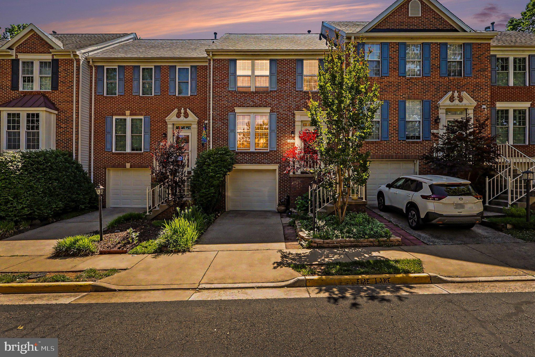 POTOMAC LAKES - Residential