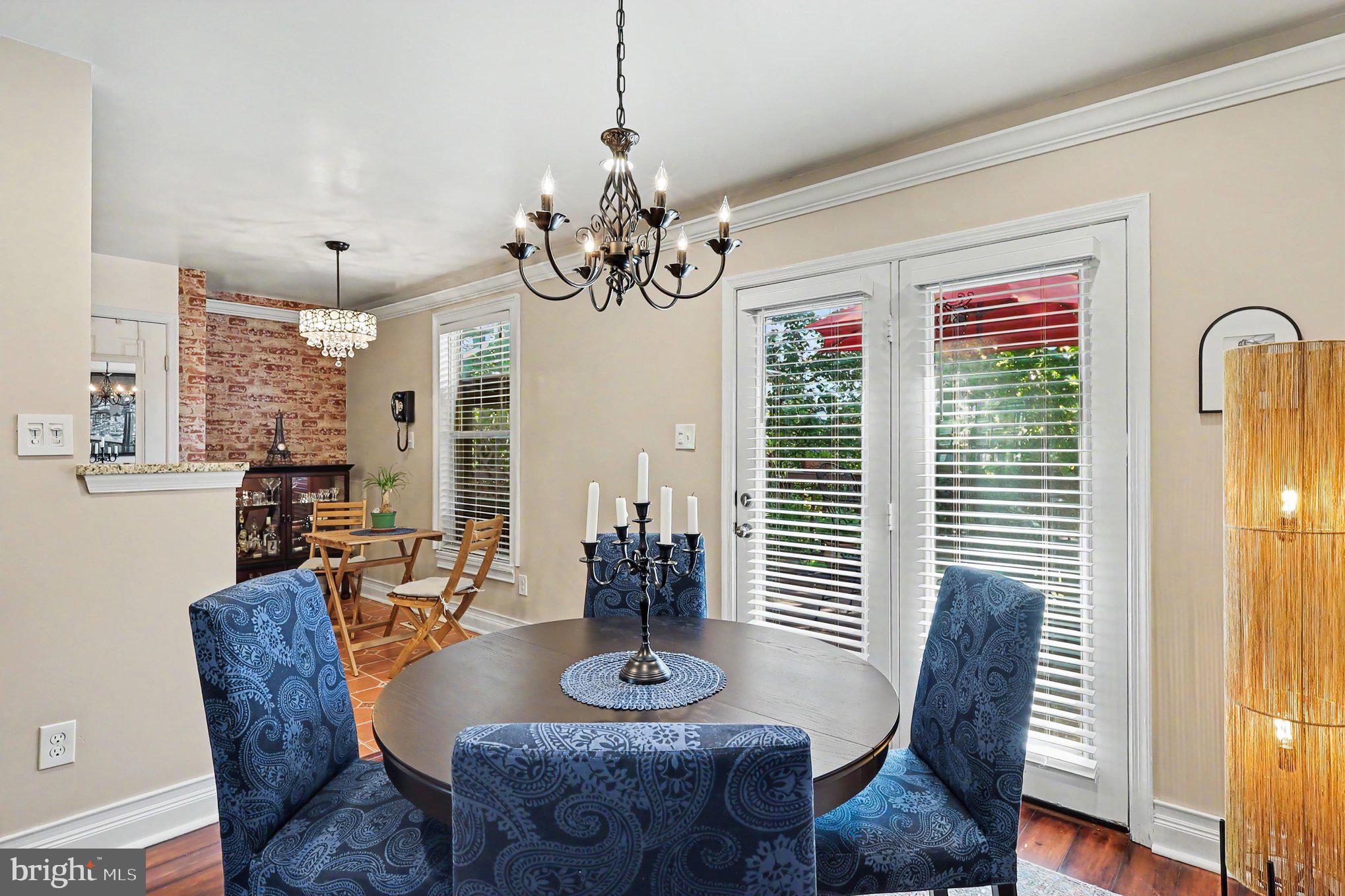 POTOMAC LAKES - Residential