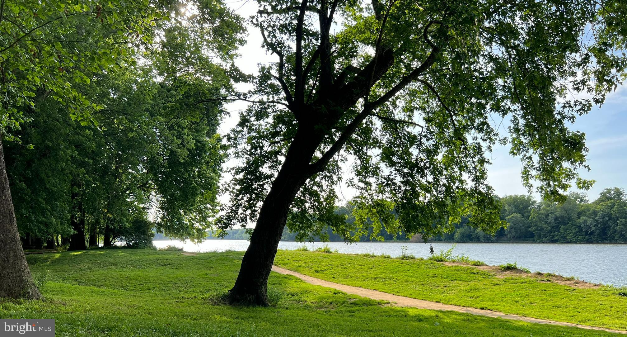 POTOMAC LAKES - Residential